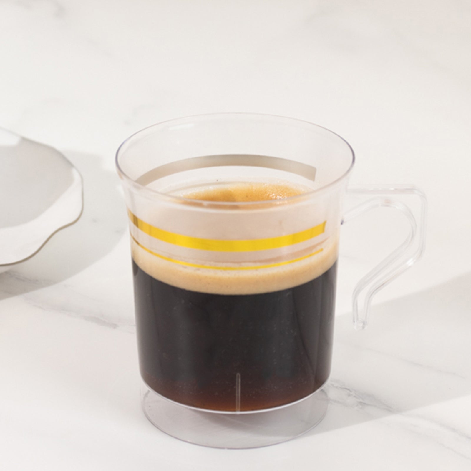 8-Pack Disposable 8oz Clear Plastic Coffee Mugs with Gold Stripes - Ideal for Events