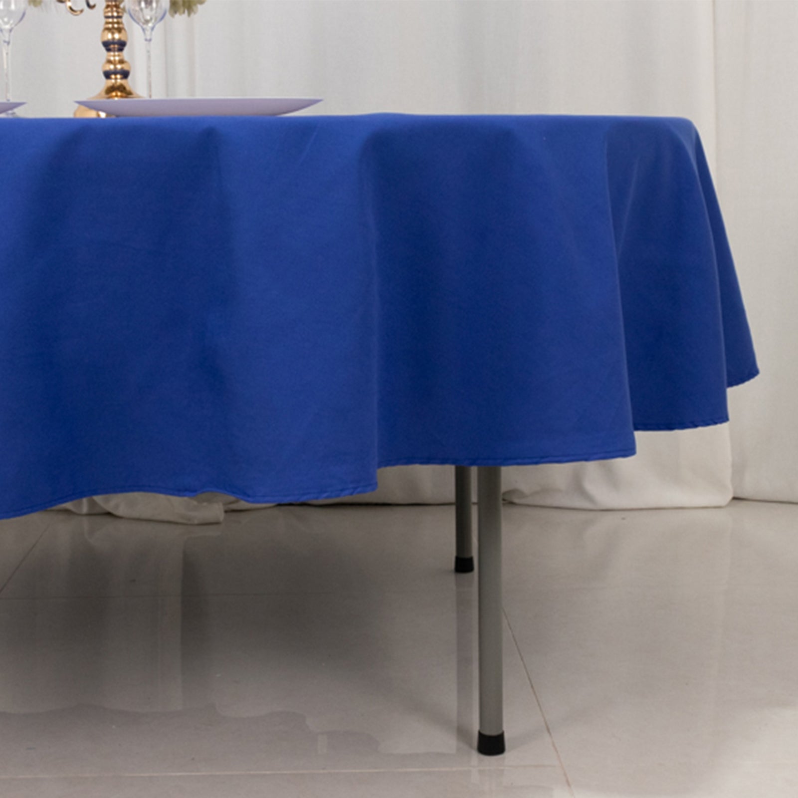 Wrinkle-Resistant Royal Blue 90" Cotton Blend Round Tablecloth - Ideal for Events