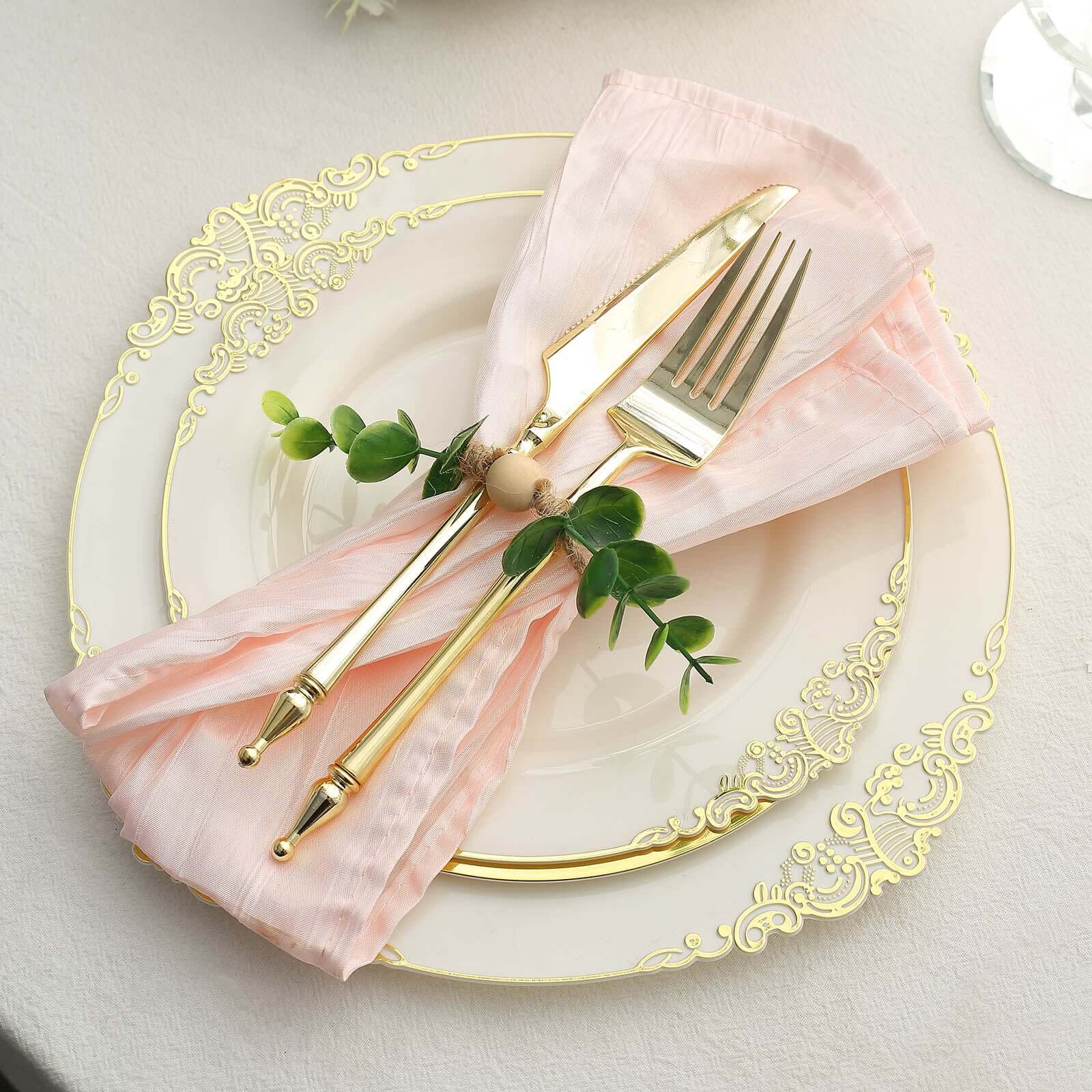 8-Piece Handmade Rustic Green Eucalyptus Leaf & Wooden Bead Jute Napkin Holders