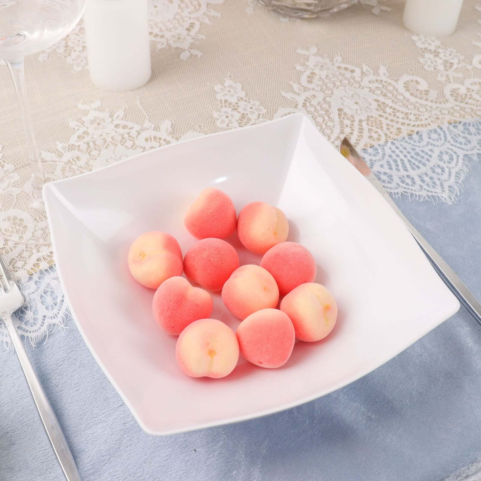 4-Pack White Square Lightweight Medium Disposable 32oz Plastic Serving Bowls for Events