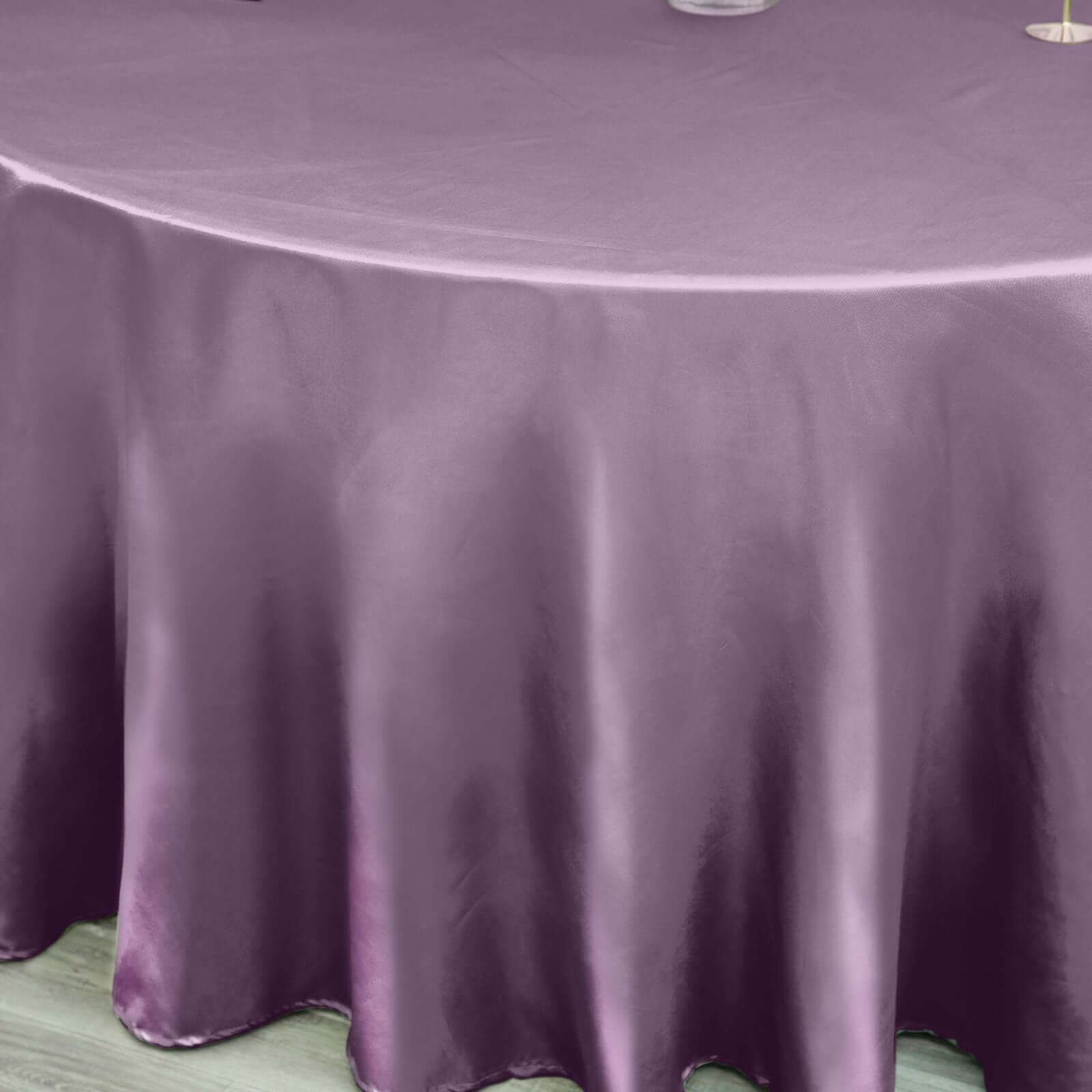 Stylish Seamless Satin Round Tablecloth in Violet Amethyst - 120 Inch for Various Events