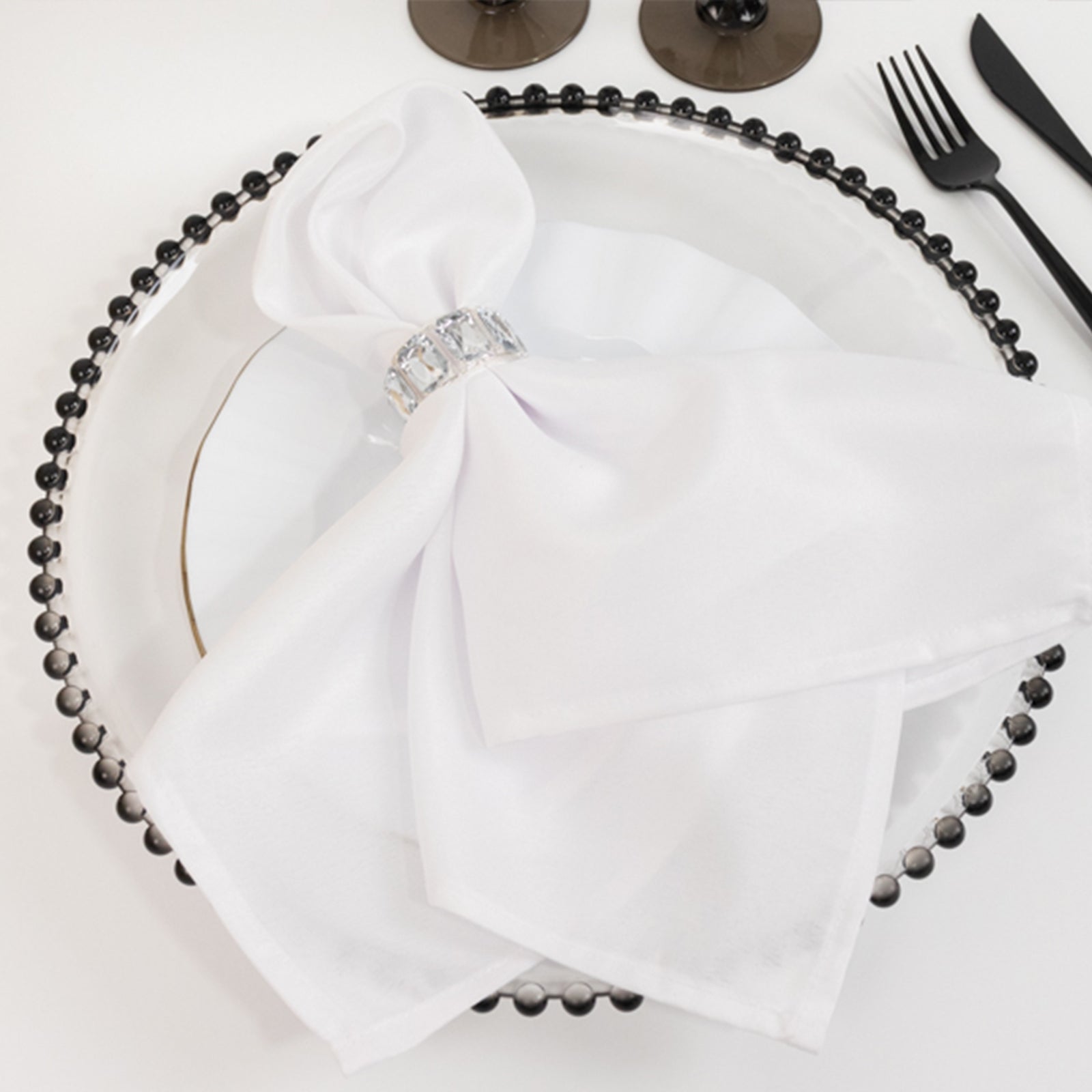 Hot Deal! 6-Pack 13-Inch Clear Acrylic Round Charger Plates with Black Beaded Rim for Dinner Parties