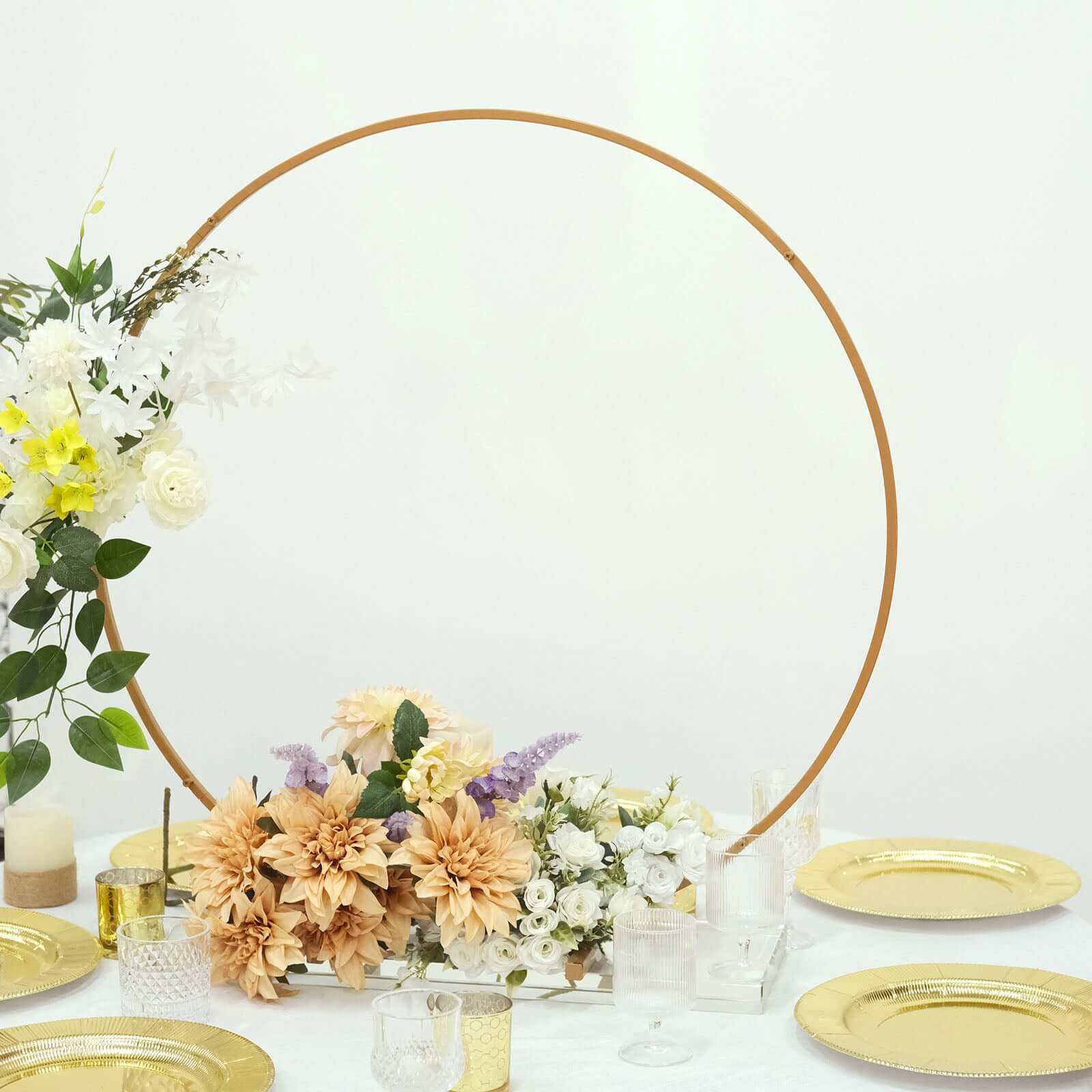 32-Inch Gold Metal Round Hoop Wedding Centerpiece - Self Standing Floral Wreath Frame for Table Decoration
