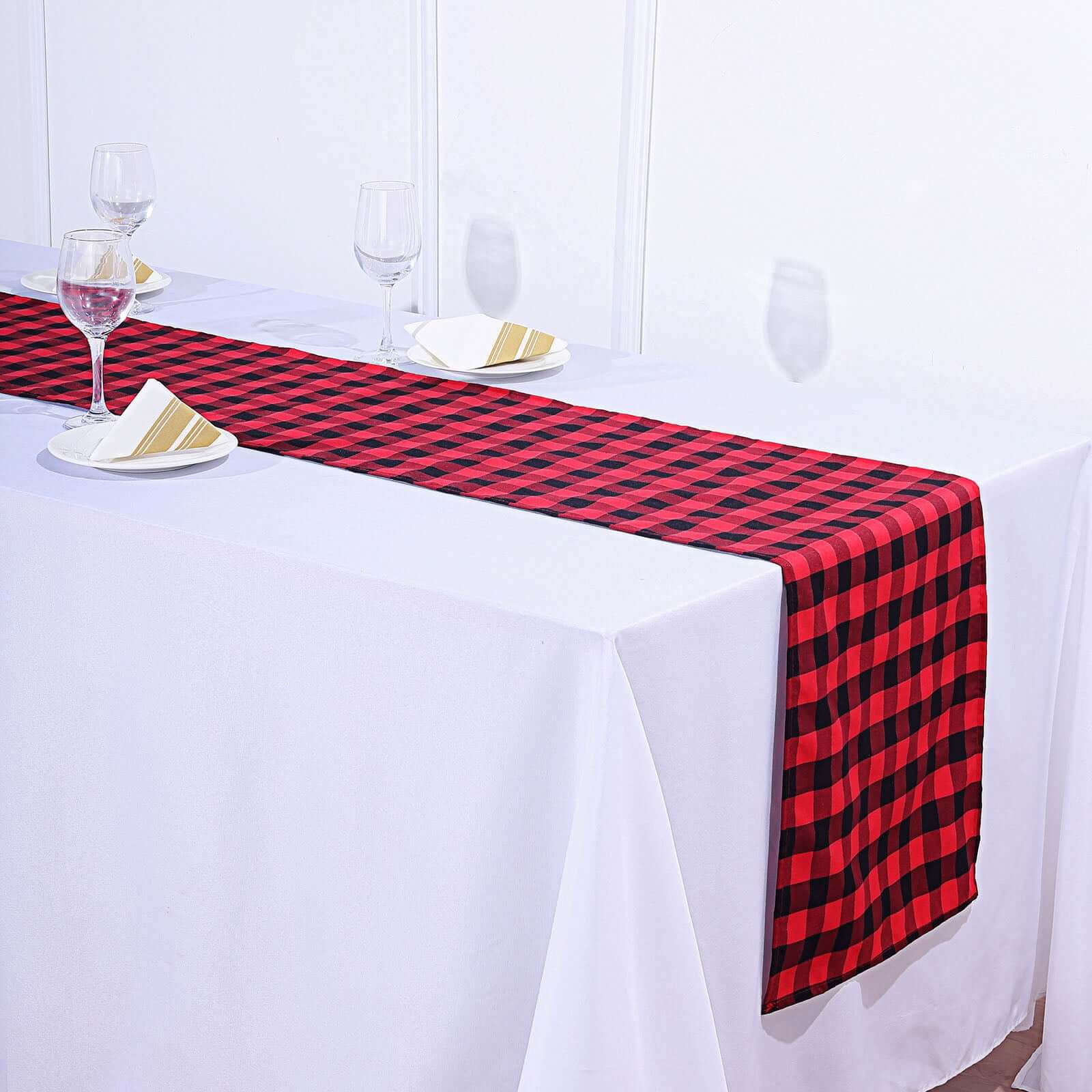 Hot Sale! 14x108 Black and Red Checkered Polyester Outdoor Table Runner with Buffalo Plaid Pattern
