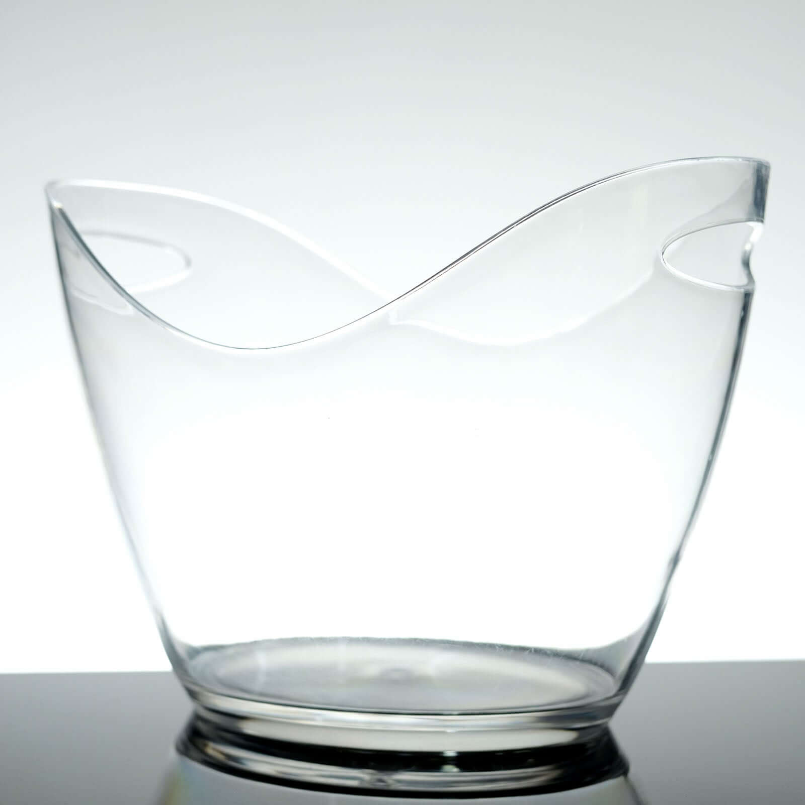 Large Capacity Clear Plastic Boat-Shaped Ice & Drinks Bucket for Indoor/Outdoor Parties
