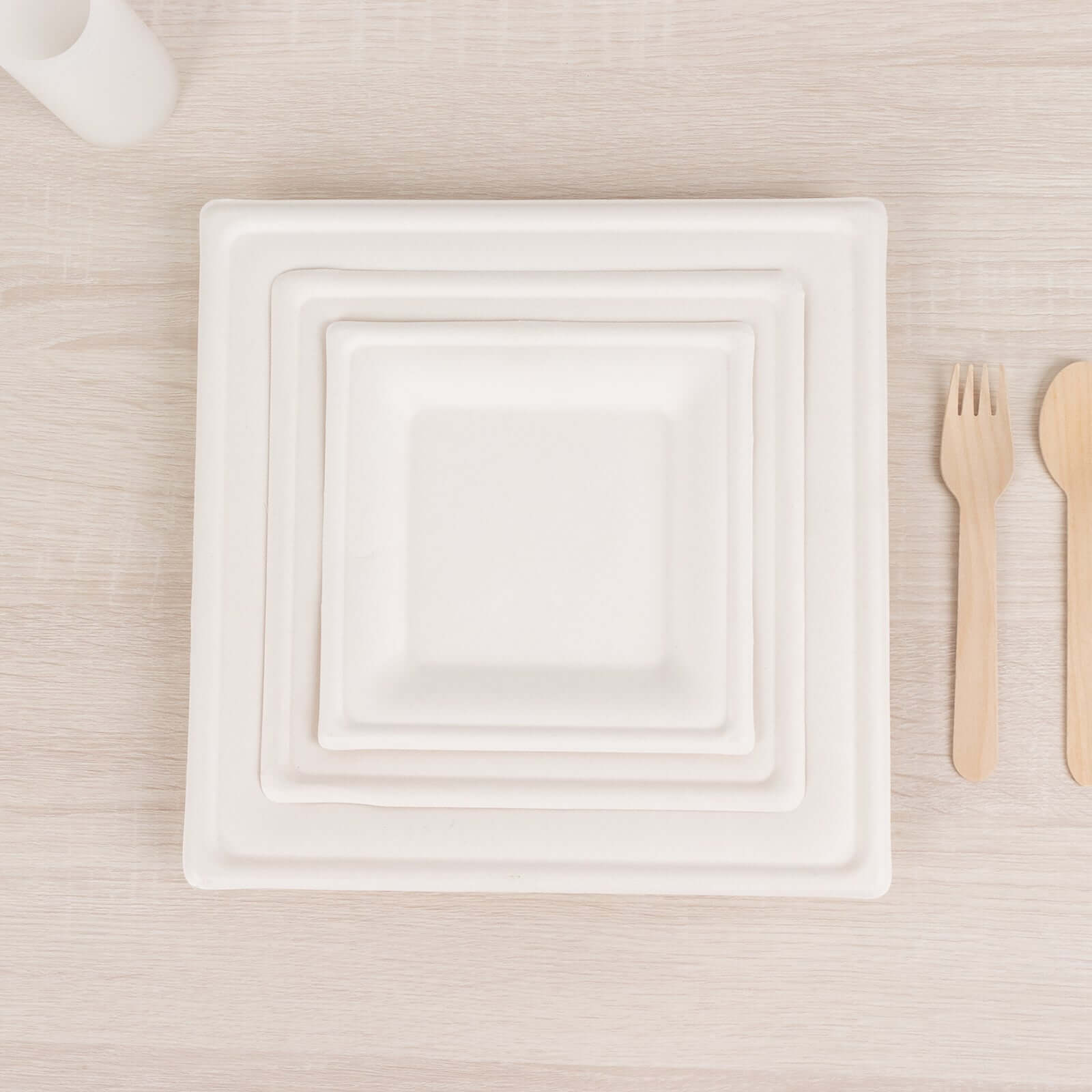 50-Piece Set of White Wide-Rimmed Square 10-Inch Bagasse Dinner Plates - Eco-Friendly for Events