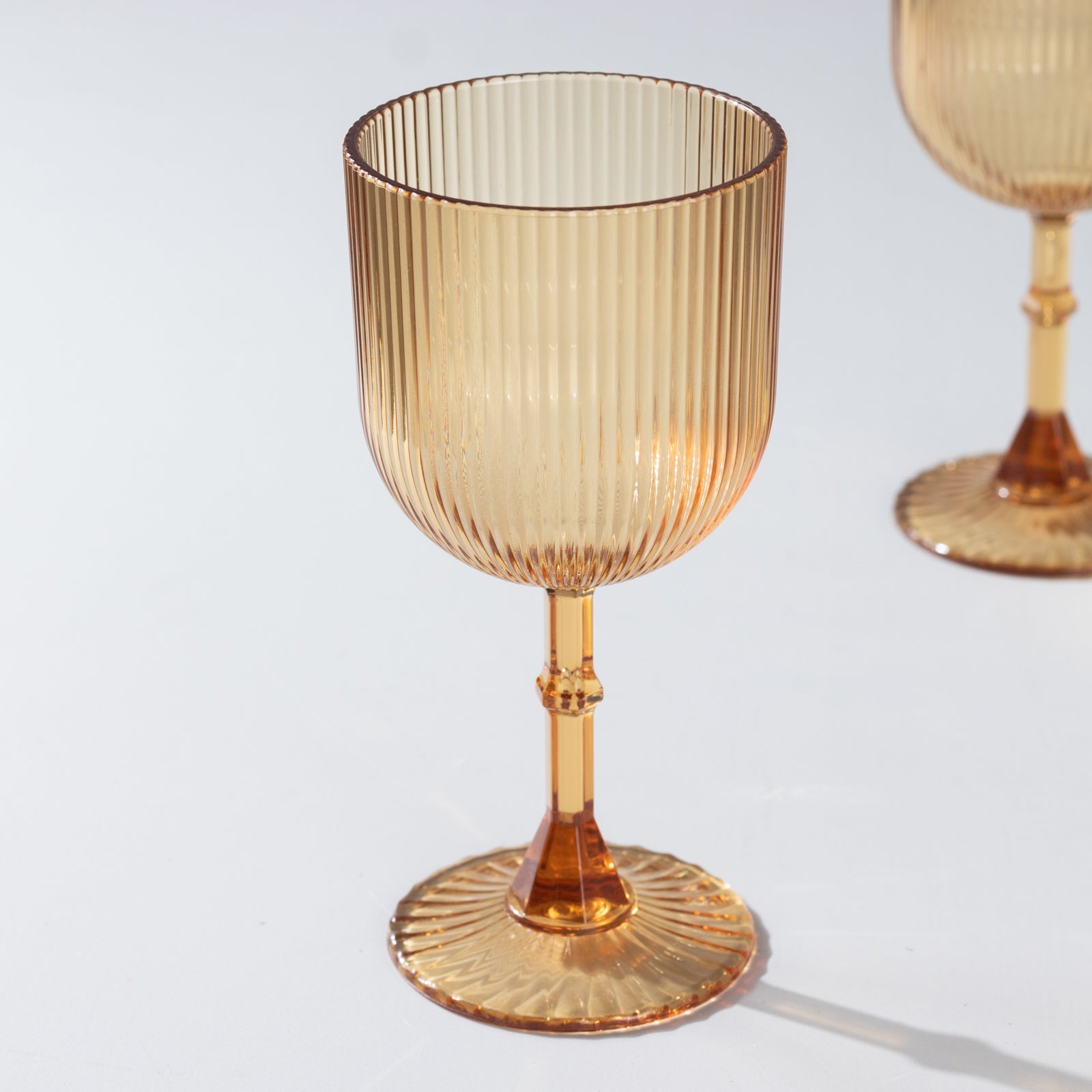 12-Pack Reusable 9oz Amber Gold Vintage Ribbed Plastic Wine Goblets - Shatterproof Glassware