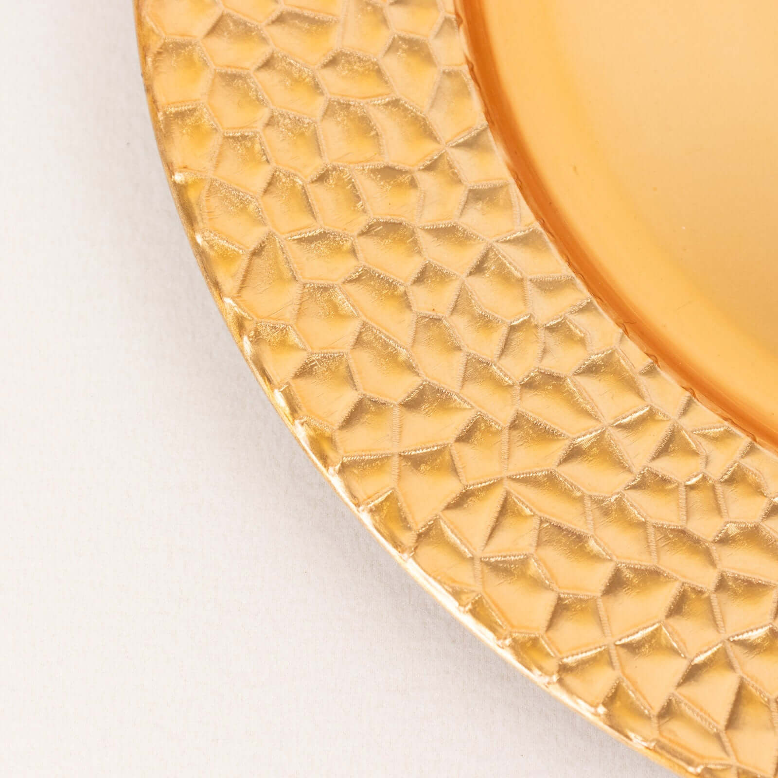 6-Piece Set of 13-Inch Metallic Gold Acrylic Round Charger Plates with Hammered Edge for Dinner Parties