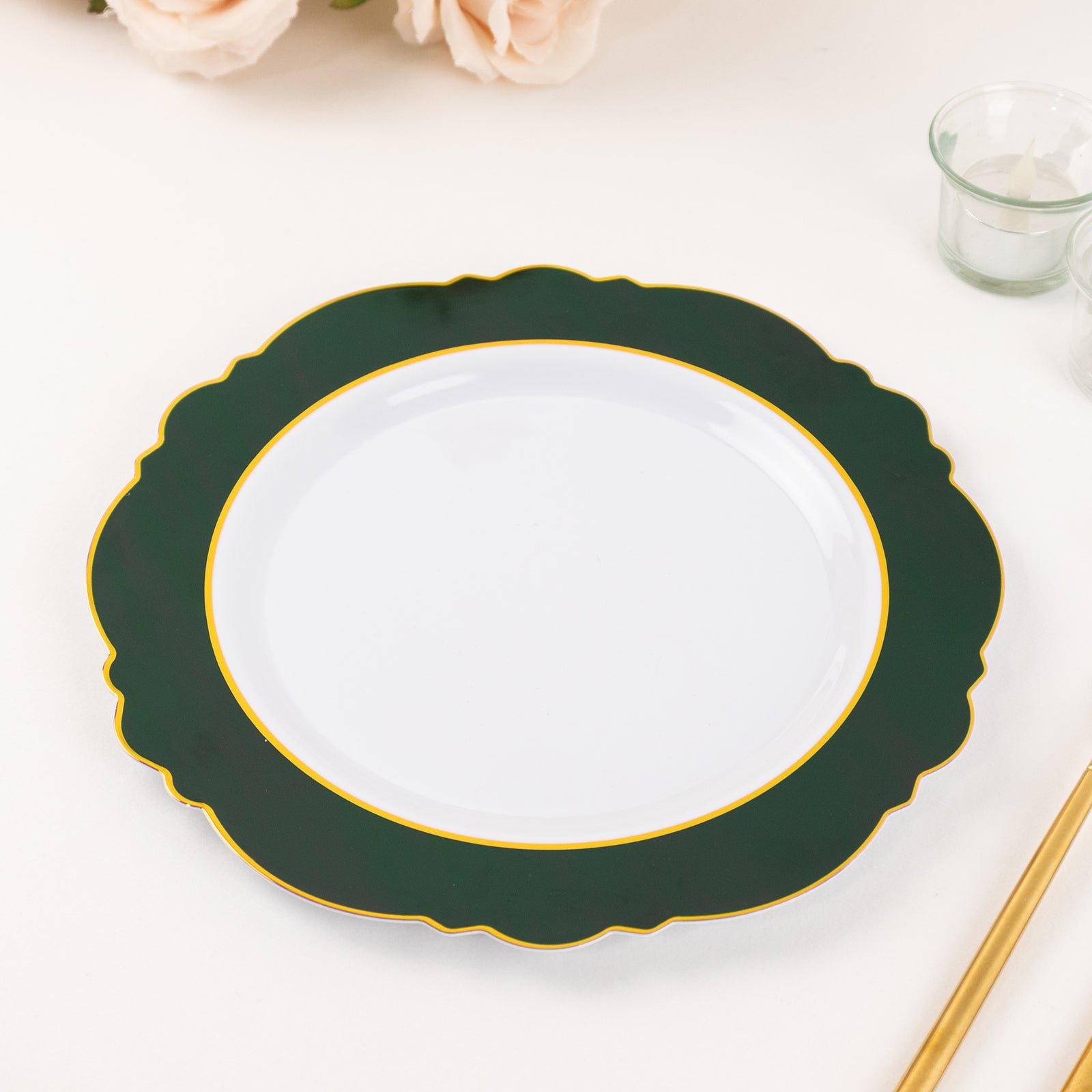 Hot Deal! 10-Pack Disposable White Plastic Dinner Plates with Hunter Emerald Green Blossom & Gold Edging