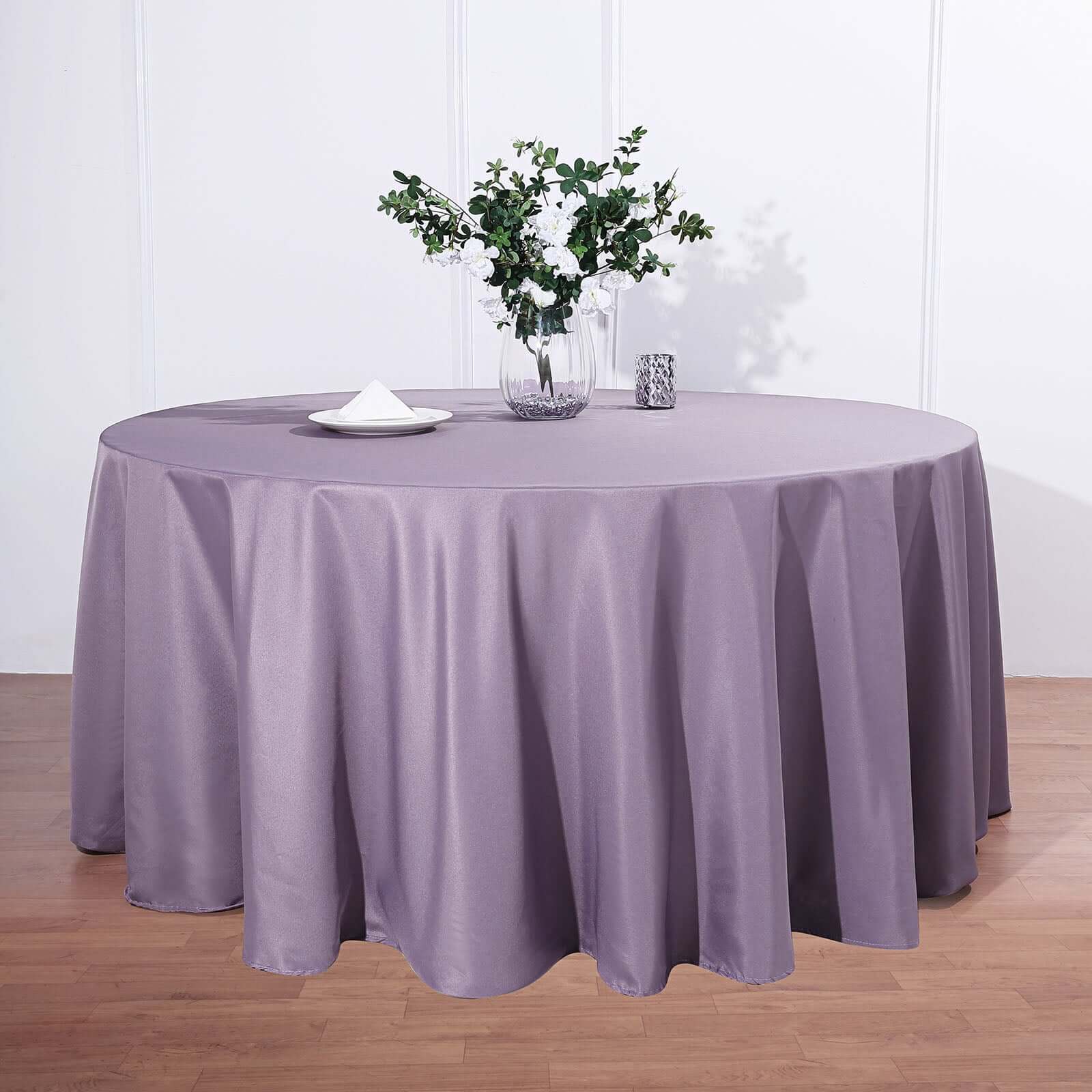 Seamless 132-Inch Round Violet Amethyst Polyester Tablecloth - Chic Table Cover