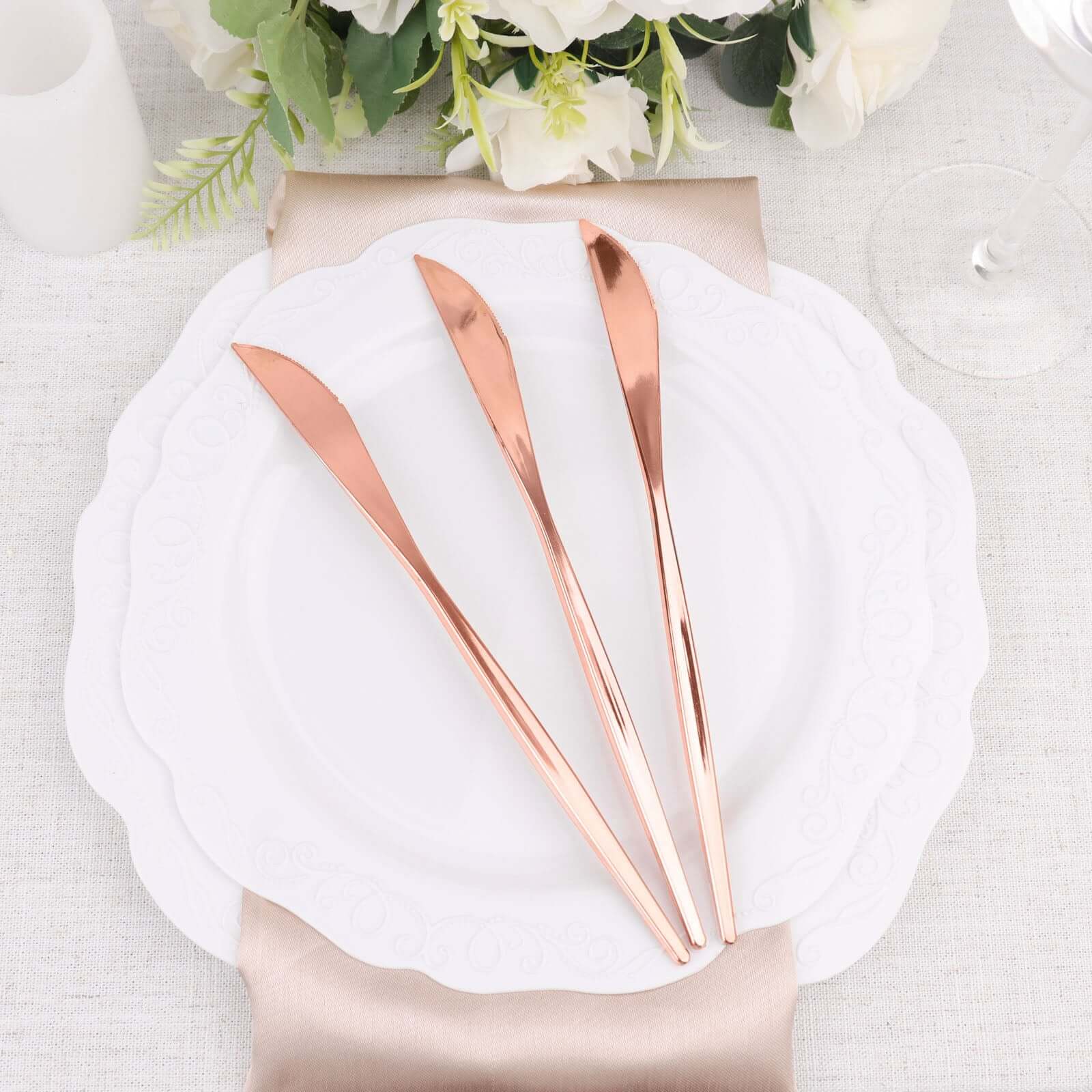 Premium 24-Pack Disposable Rose Gold Plastic Knives - 8.5 Inches