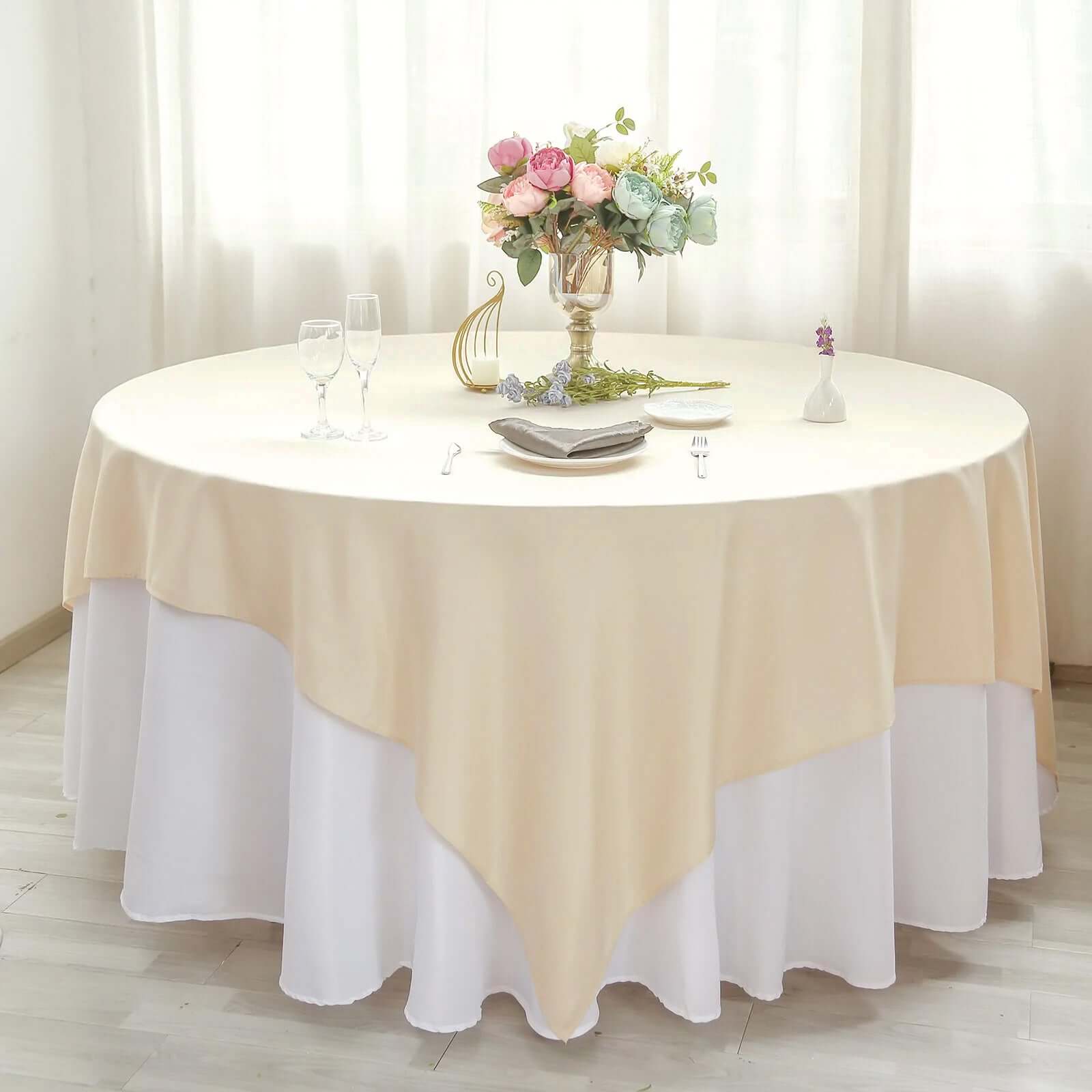 Beige 90x90 Polyester Square Tablecloth - Durable & Wrinkle-Resistant