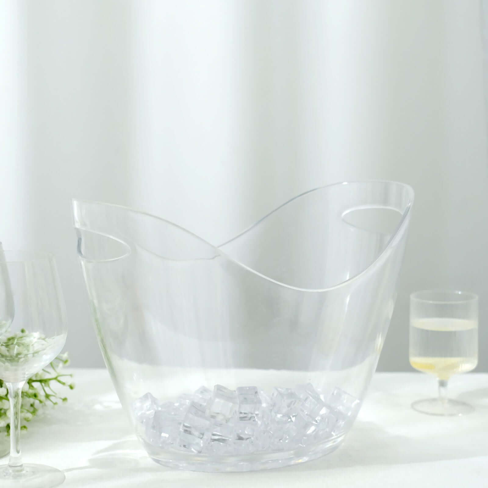 Large Capacity Clear Plastic Boat-Shaped Ice & Drinks Bucket for Indoor/Outdoor Parties