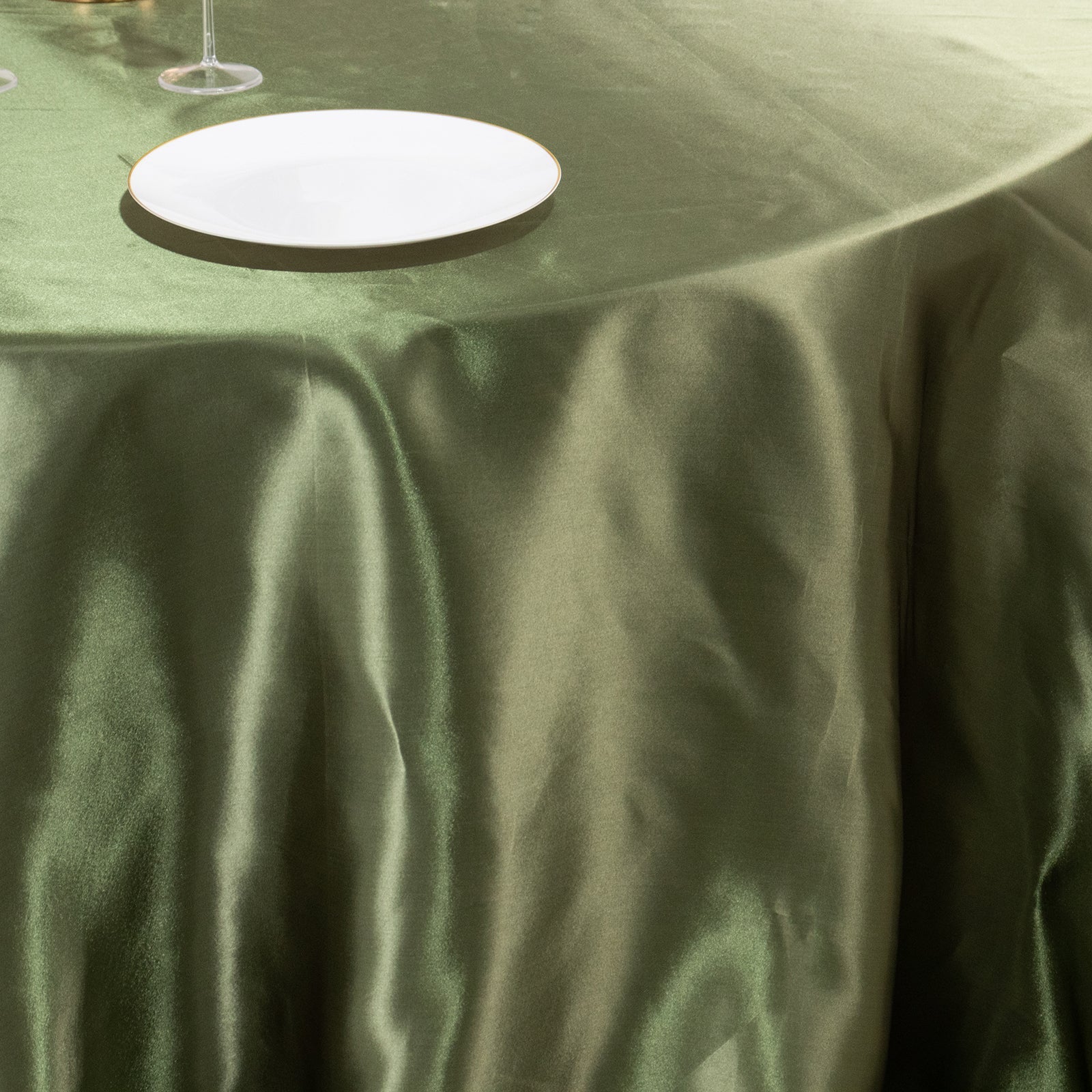 Stylish Seamless Satin Round Tablecloth in Dusty Sage Green, 132" - Ideal for Events