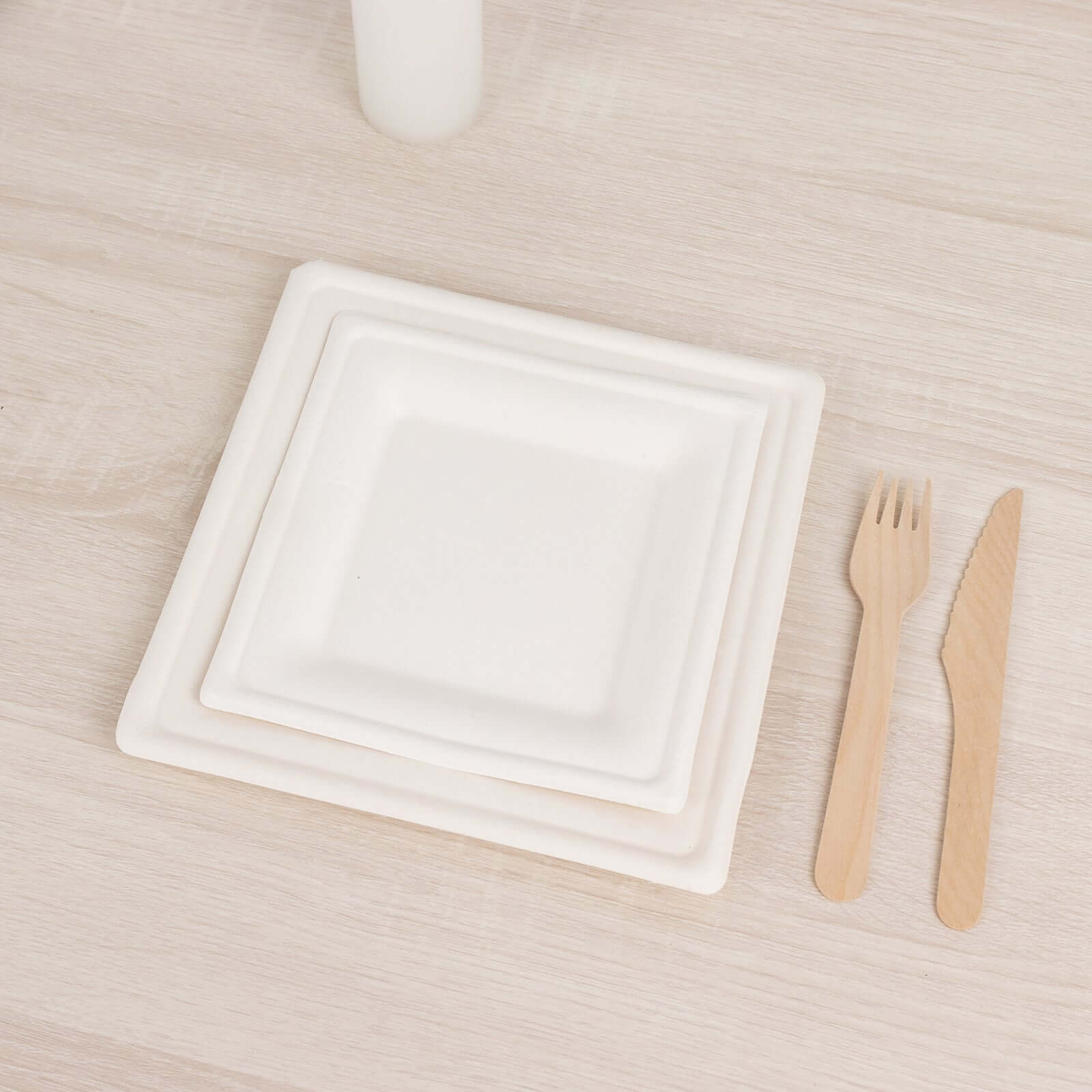 50-Pack White Biodegradable Bagasse 6" Square Dessert Plates - Ideal for Outdoor & Eco-Friendly Celebrations
