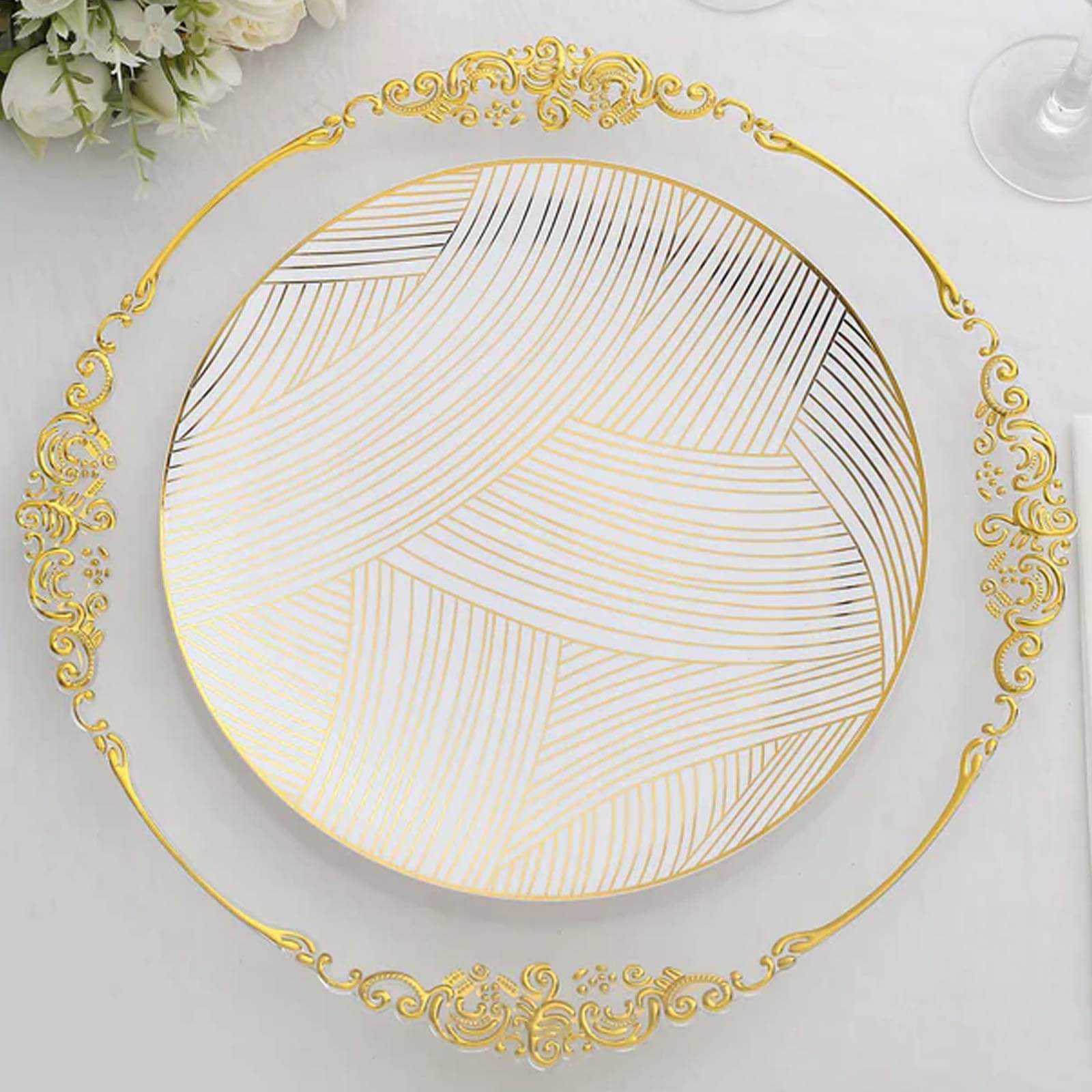 10-Piece Set of Disposable White Plastic Dinner Plates with Gold Wave Patterns