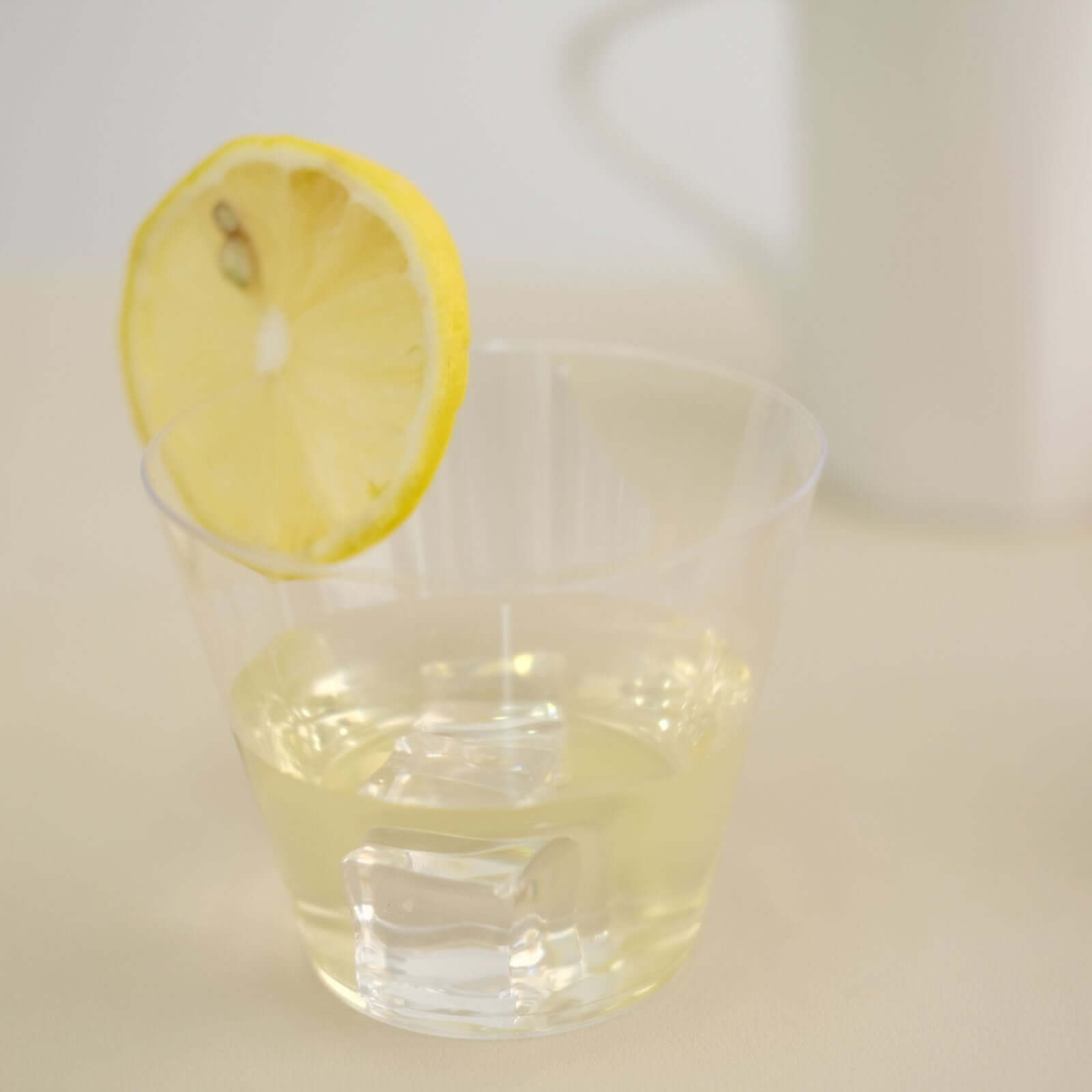 25-Piece Set of 9oz Clear Hard Plastic Disposable Party Tumblers