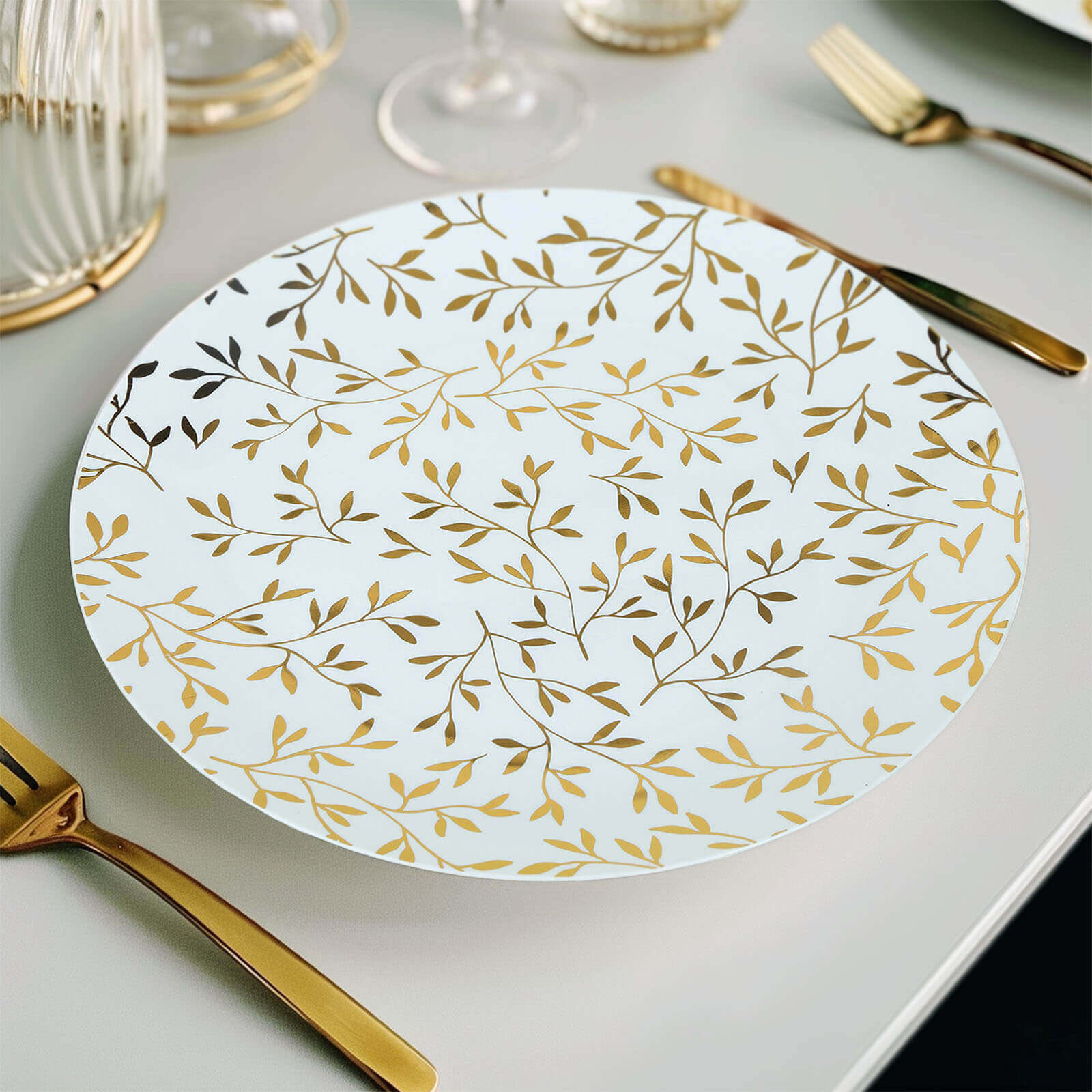 10-Pack Heavy Duty Disposable White Plastic Dinner Plates with Gold Leaf Design - Ideal for Stylish Events