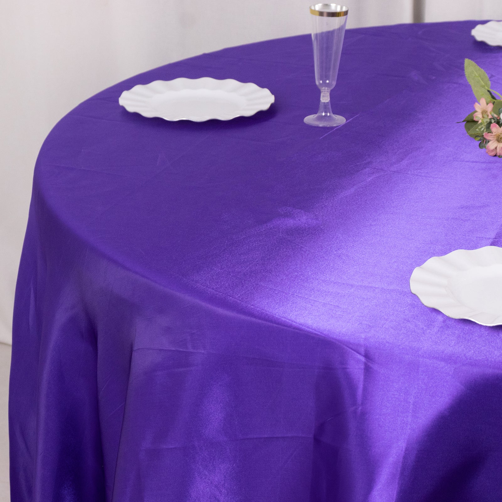 Stylish Purple Satin 132 Round Tablecloth - Seamless & Stain-Resistant