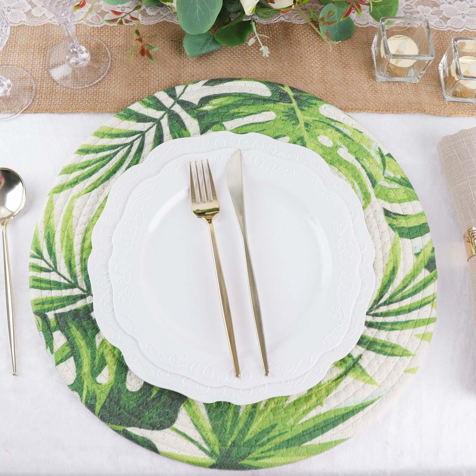 4-Pack Round Woven Cotton Table Placemats in Tropical Leaf Design, 15 Inches Green