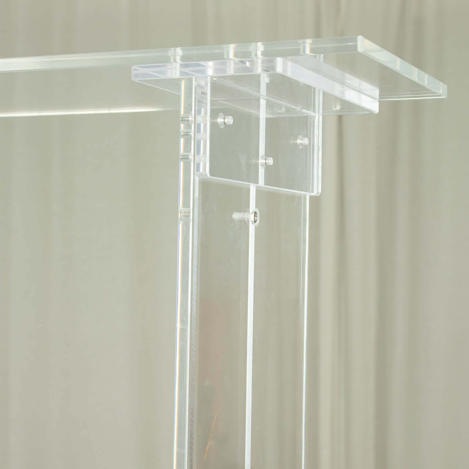 Hot Sale! Clear Acrylic Rectangular Flower Stand - Ideal Decorative Table Centerpiece for Events