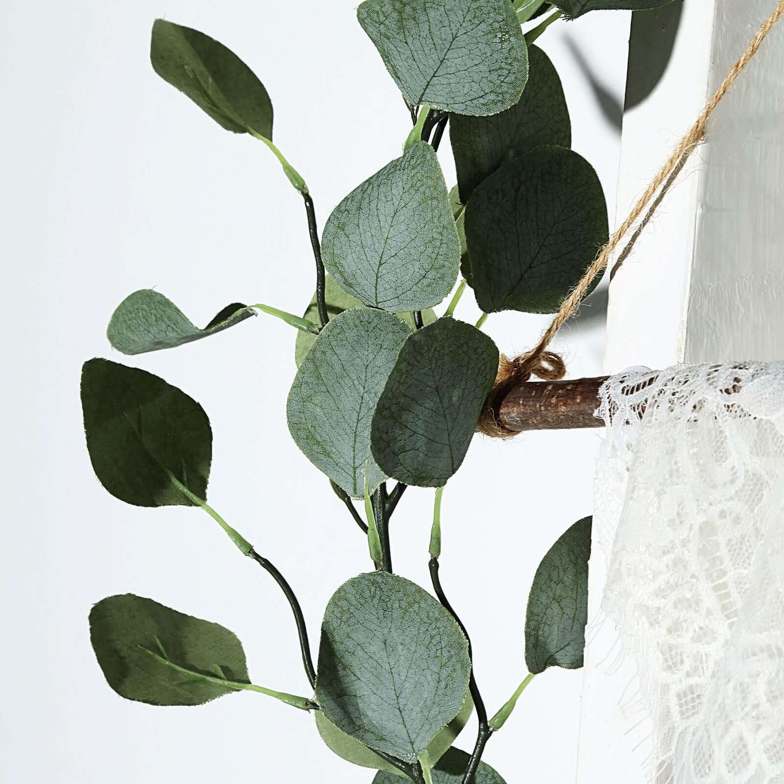 6.5ft Frosted Green Artificial Silk Eucalyptus Leaf Garland for Decorative Use