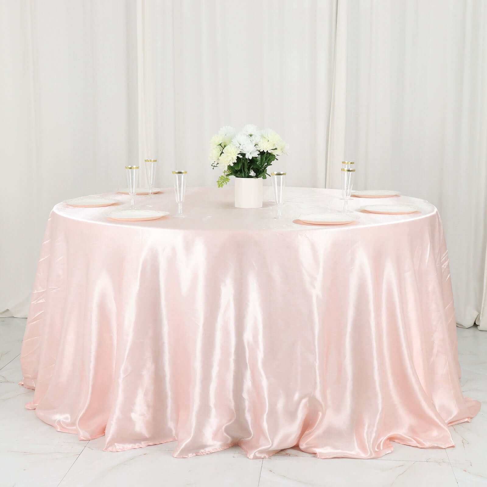 Blush Satin 132-Inch Round Seamless Stylish Tablecloth