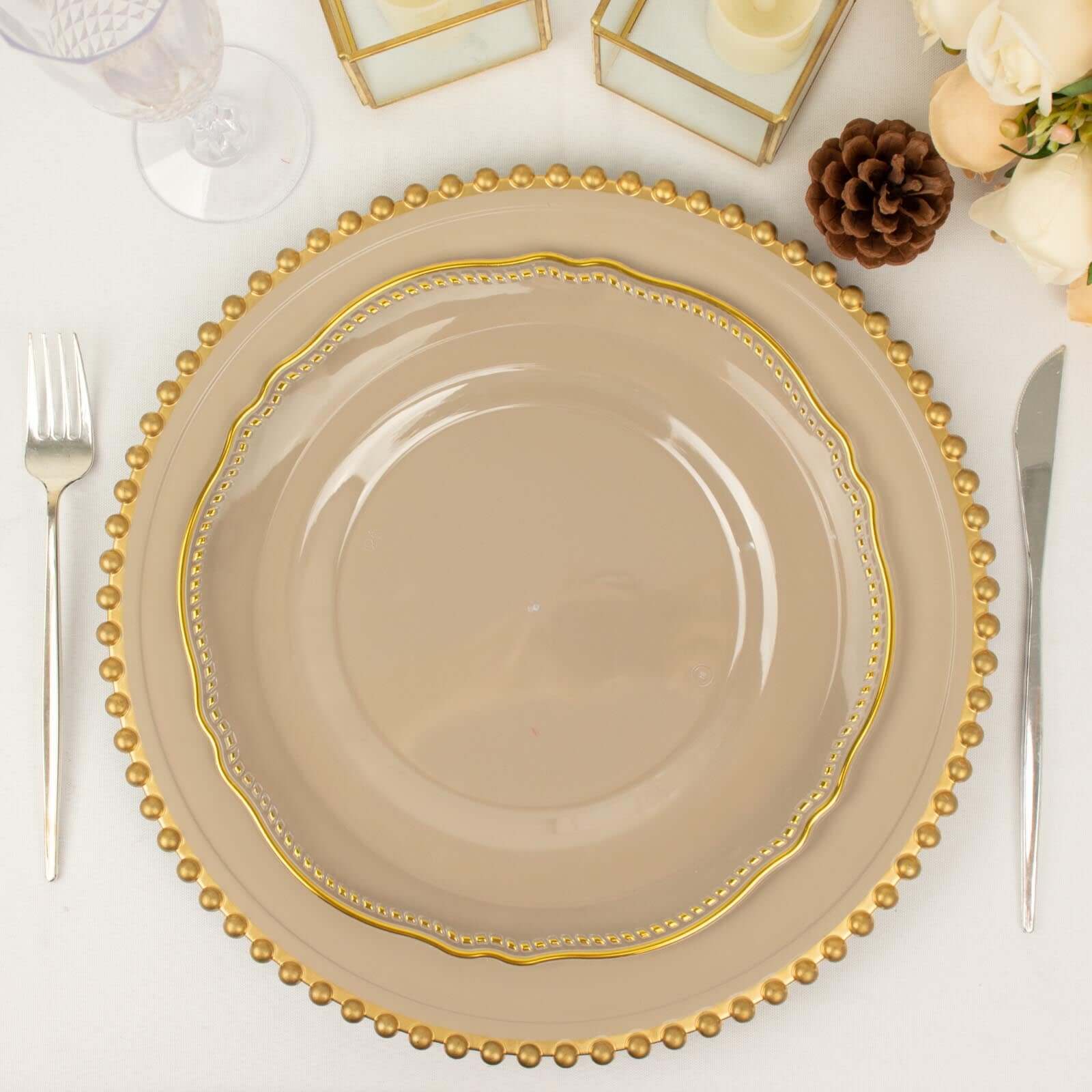 10-Pack Disposable Clear Plastic Dinner Plates with Gold Scalloped Rim - Ideal for Parties