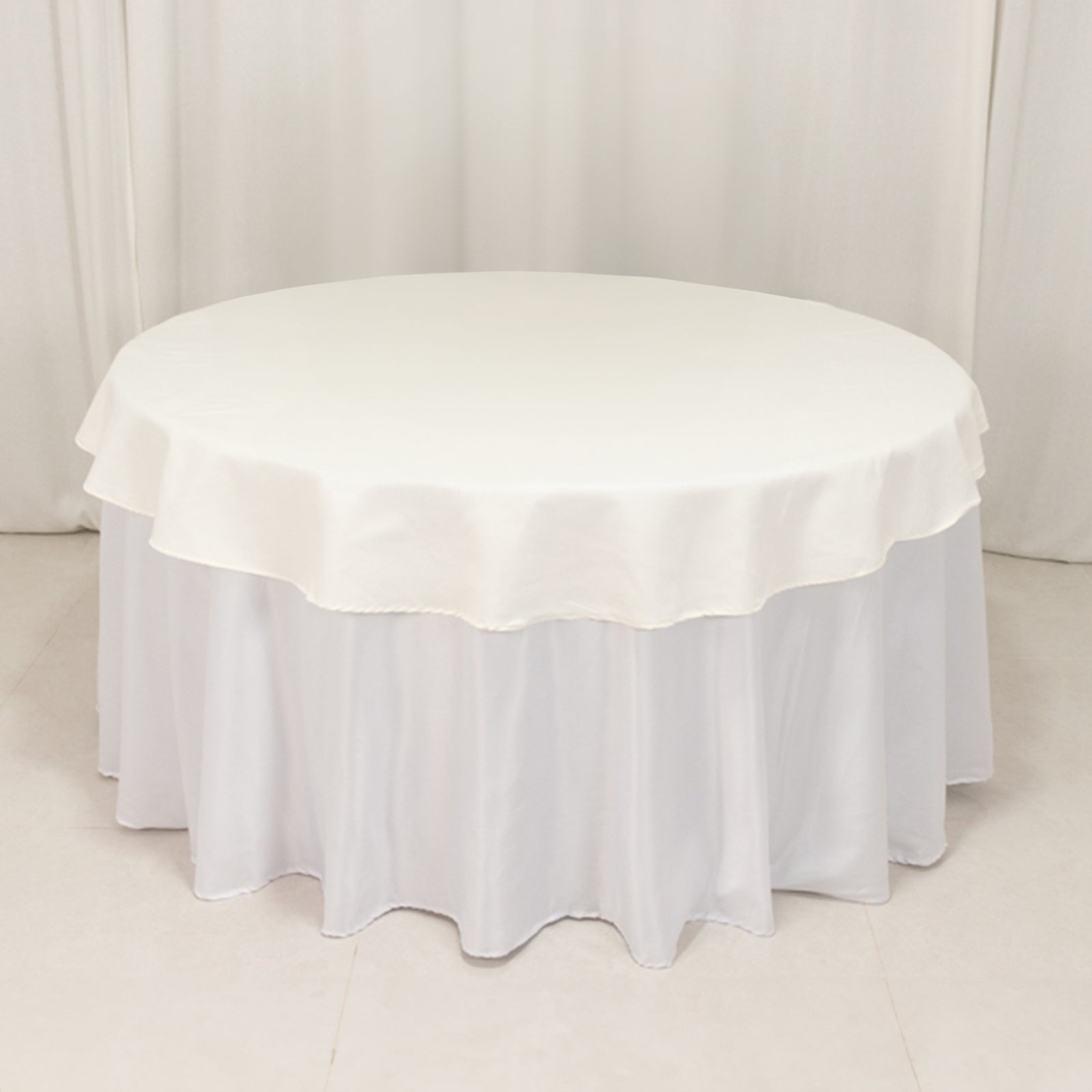 Ivory 70" Cotton Blend Round Tablecloth - Wrinkle-Free & Exquisite