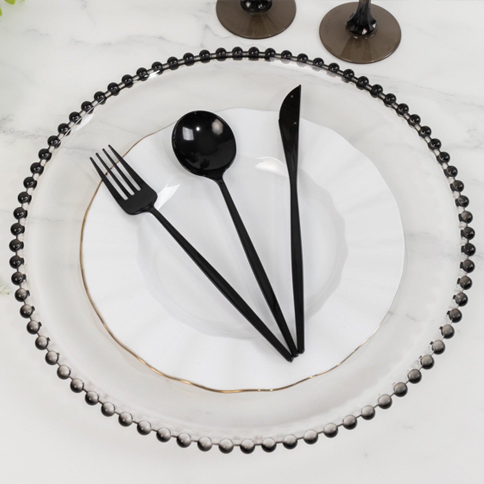 Hot Deal! 6-Pack 13-Inch Clear Acrylic Round Charger Plates with Black Beaded Rim for Dinner Parties