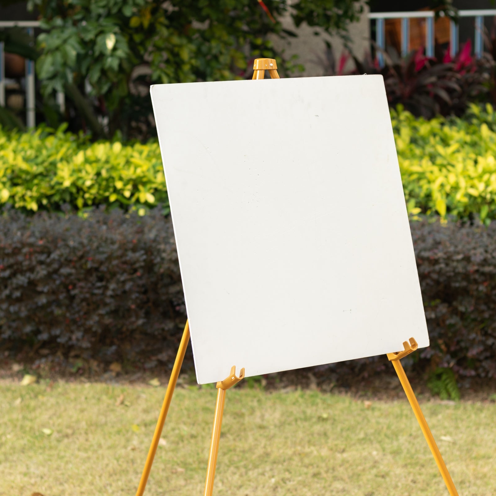 65" Heavy-Duty Gold Metal Easel Stand: Portable & Adjustable for Weddings, Posters & Art - Great Deal!
