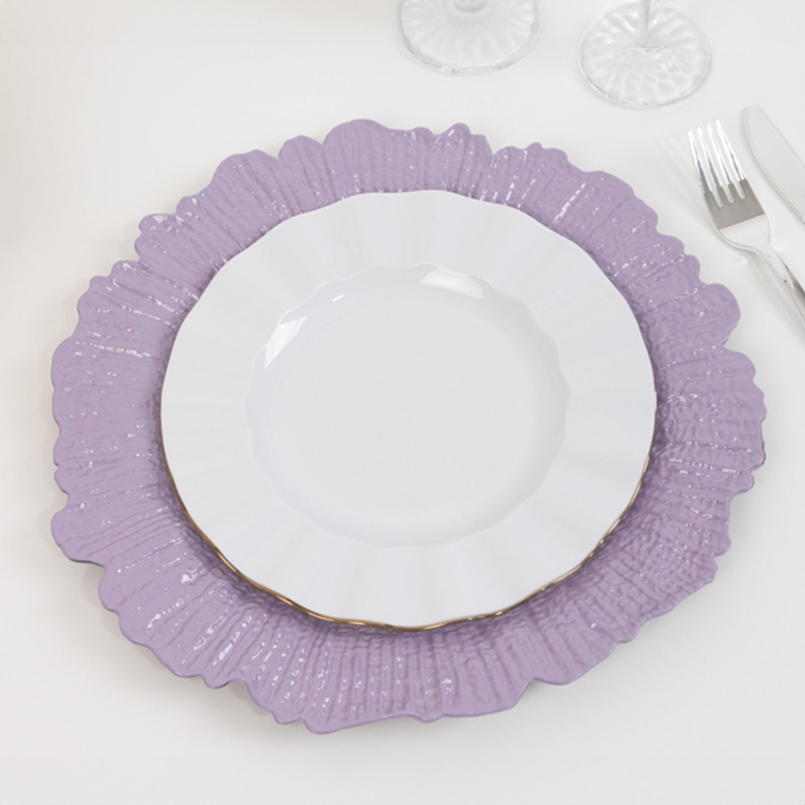 Hot Sale! 6-Piece Set of 13-Inch Lavender Lilac Round Acrylic Plastic Dinner Charger Plates with Reef Design