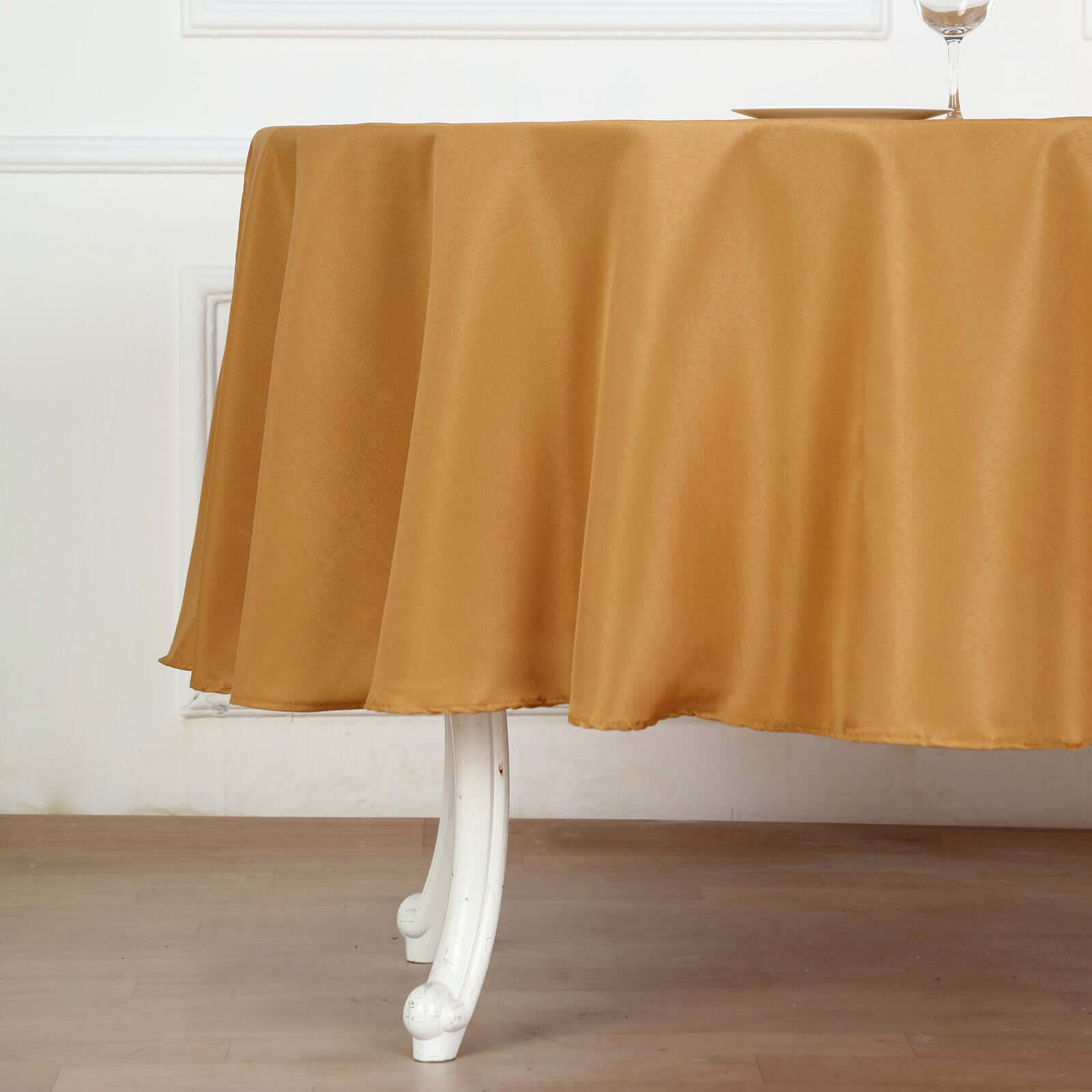Gold 90-Inch Round Polyester Tablecloth: Stain & Wrinkle-Resistant for Party & Gatherings, Ideal Deal!