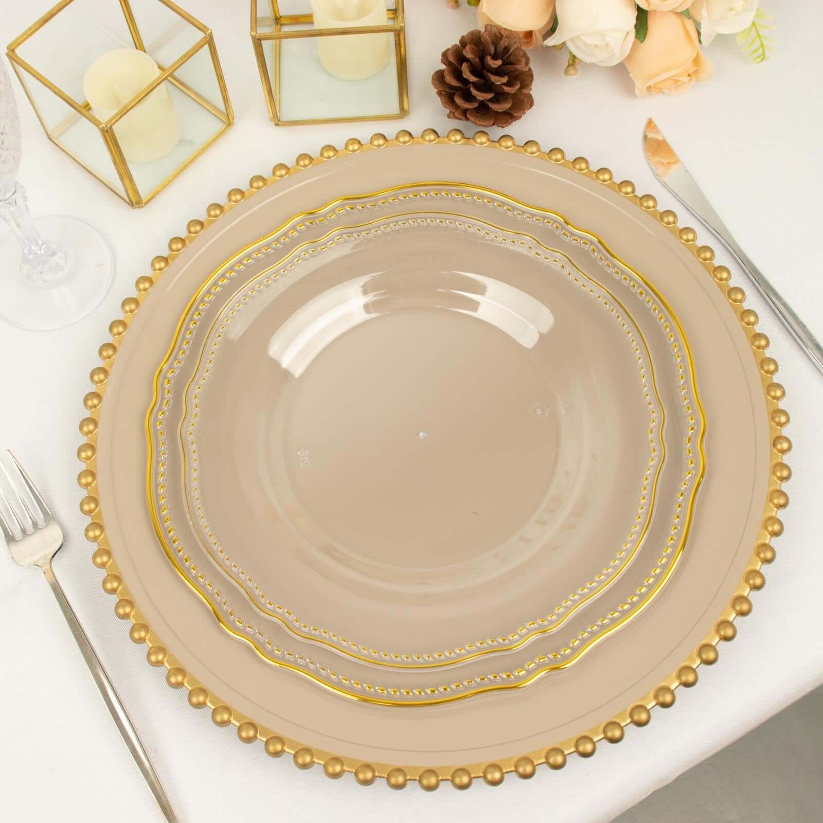 10-Pack Disposable Clear Plastic Dinner Plates with Gold Scalloped Rim - Ideal for Parties