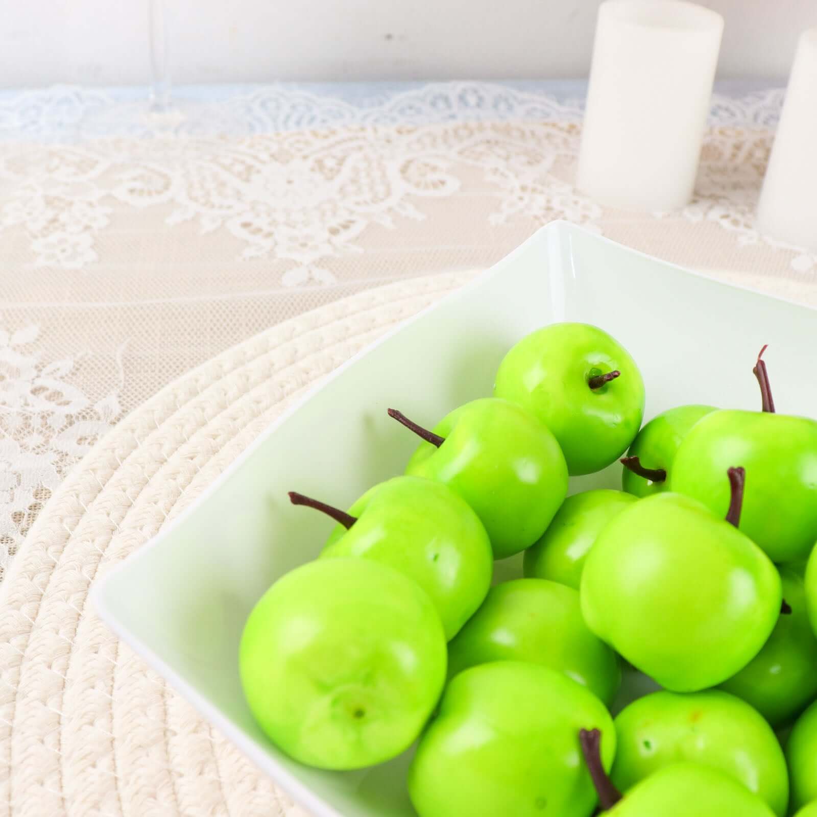 4-Pack White Square Lightweight Medium Disposable 32oz Plastic Serving Bowls for Events
