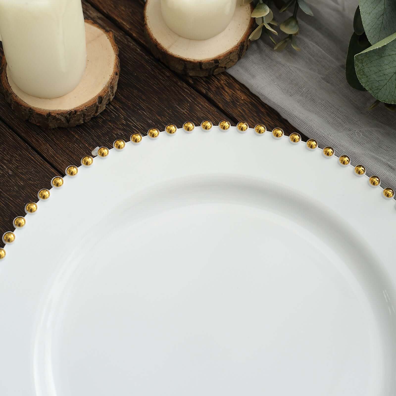 Hot Deal! 10-Pack Disposable White Plastic Round Dinner Plates with Gold Beaded Rim for Banquets