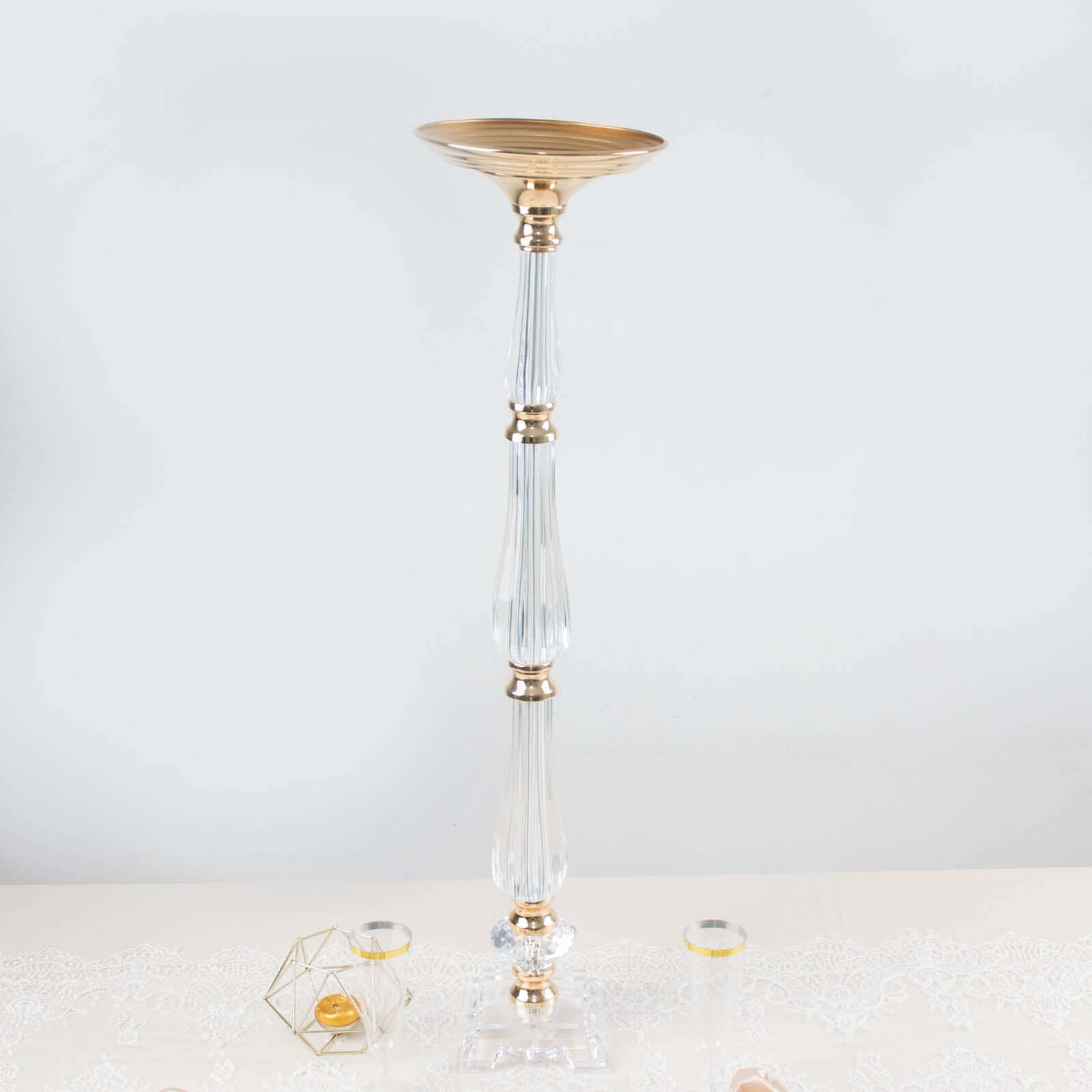 32-inch Gold and Clear Acrylic Crystal Pillar Candle Stand for Wedding Centerpieces