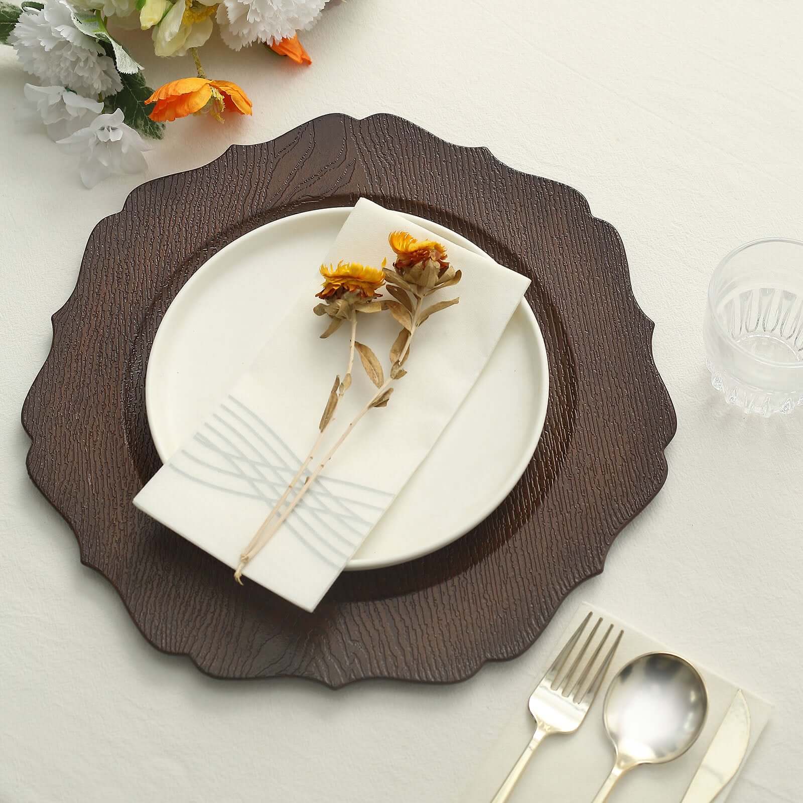Hot Sale! 6-Pack 13-inch Rustic Brown Acrylic Charger Plates with Wood Grain Scalloped Rim for Dinner Parties