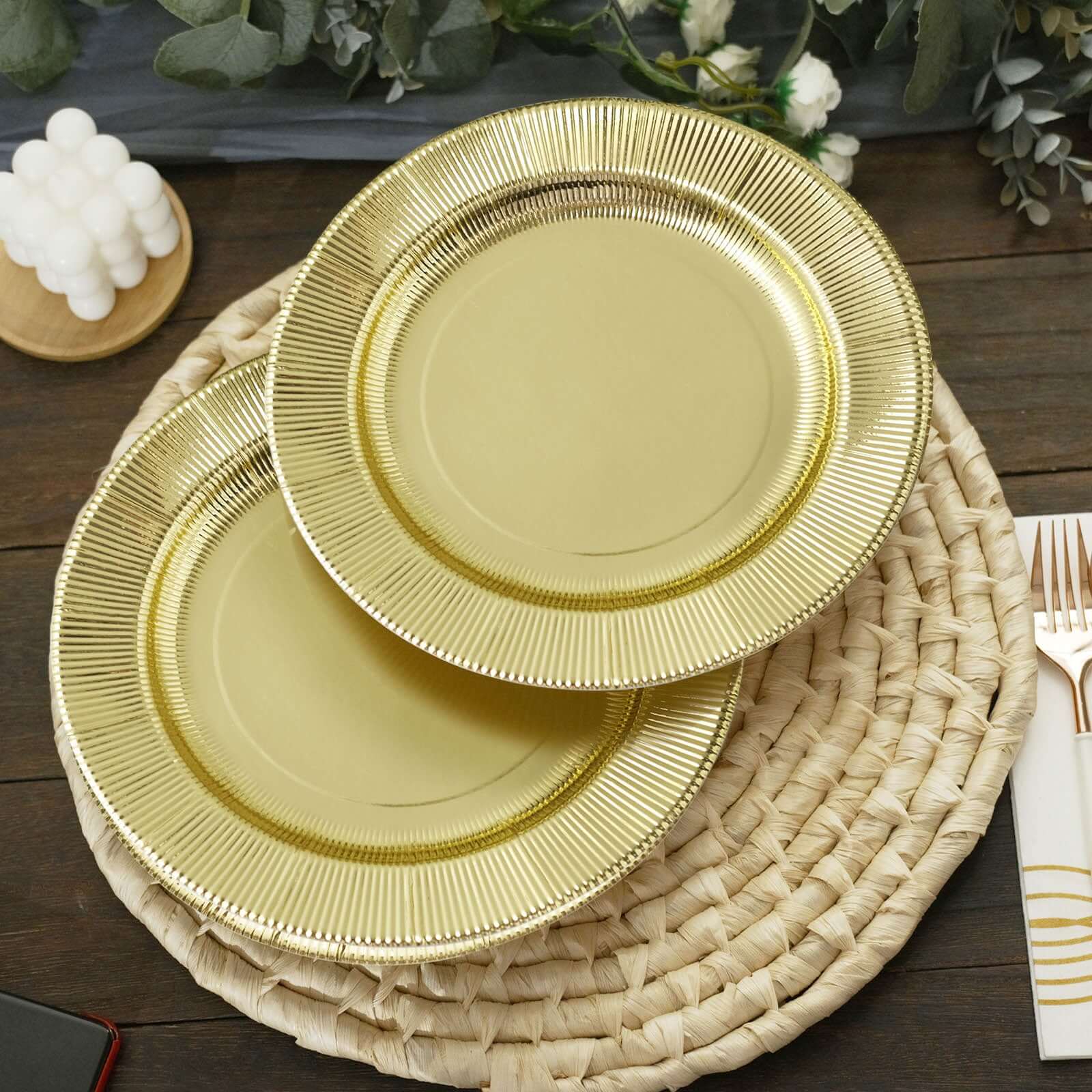 25-Piece Set of Disposable 8-Inch Round Metallic Gold Sunray Design Paper Dessert Plates - Heavy Duty 350GSM