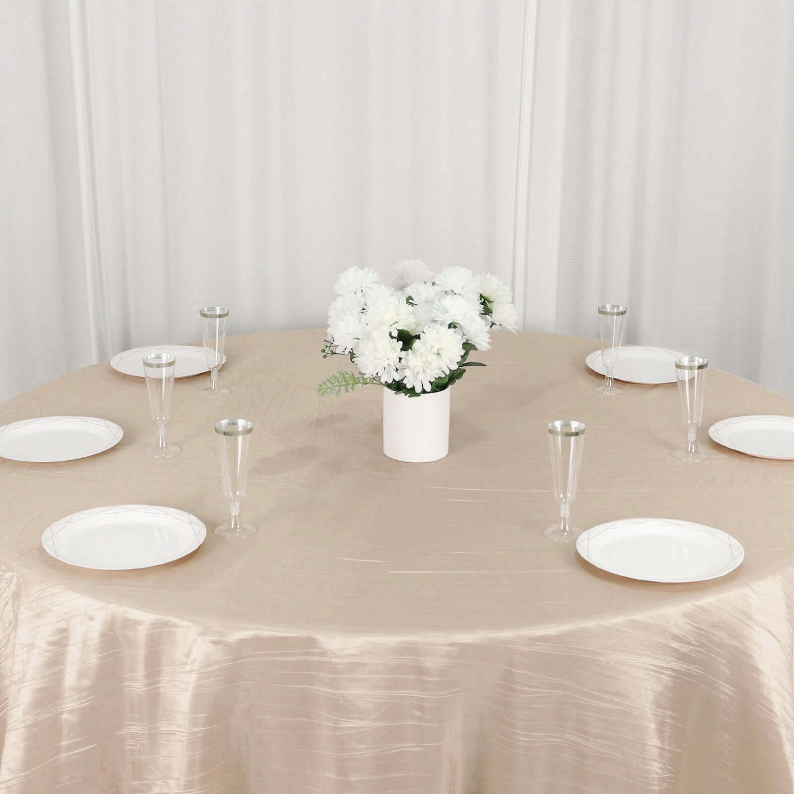 Beige Seamless Accordion Crinkle 132-Inch Taffeta Round Tablecloth