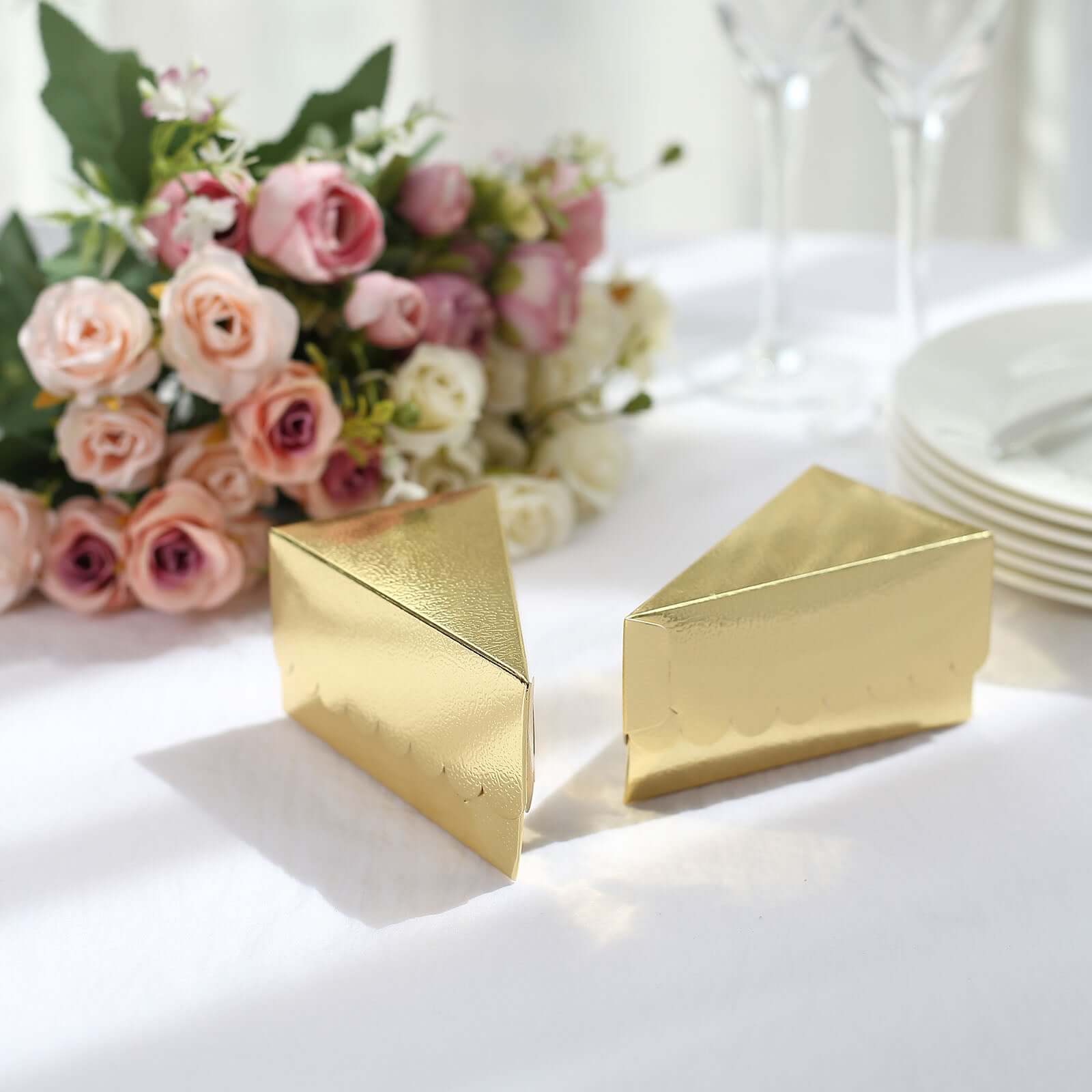 10-Pack Gold Scalloped Top Cardstock Cake Slice Boxes - Ideal for Party Favors & Snacks