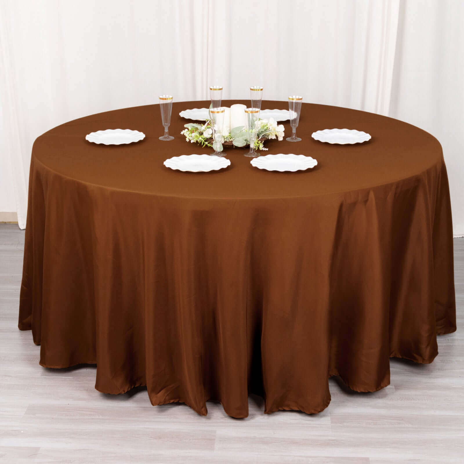 Amazing Seamless Wrinkle-Resistant 120" Polyester Round Tablecloth in Cinnamon Brown
