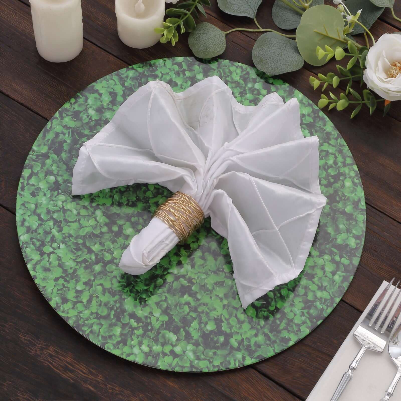 6-Piece Set of Disposable Round Table Placemats in Green Boxwood Leaf Design, 700GSM, 13-Inch