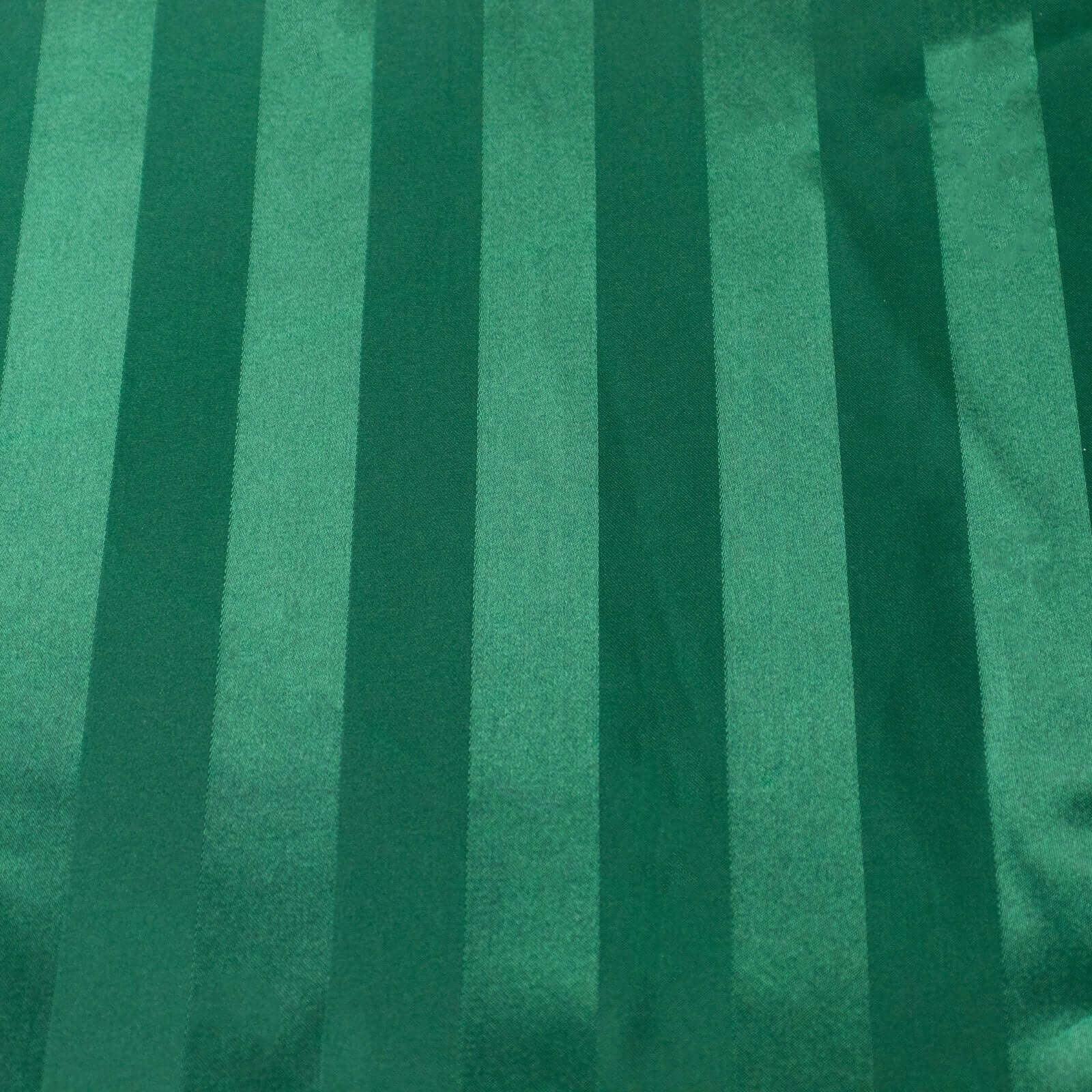 Exclusive Satin Round Tablecloth - 120" Dia, Hunter Emerald Green, Silky & Seamless