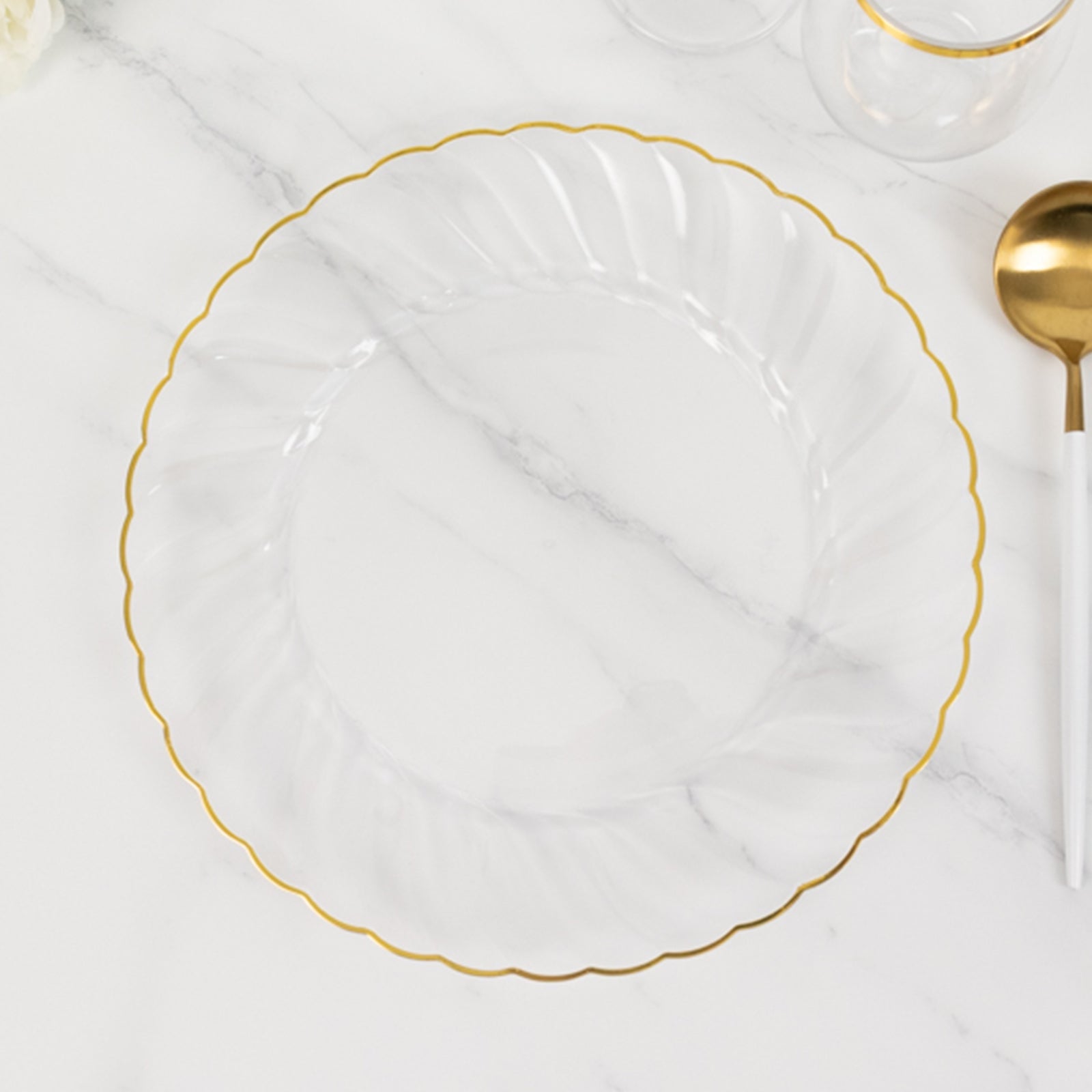10-Piece Set of Clear Plastic Round Dinner Plates with Gold Flair Rim for Special Events