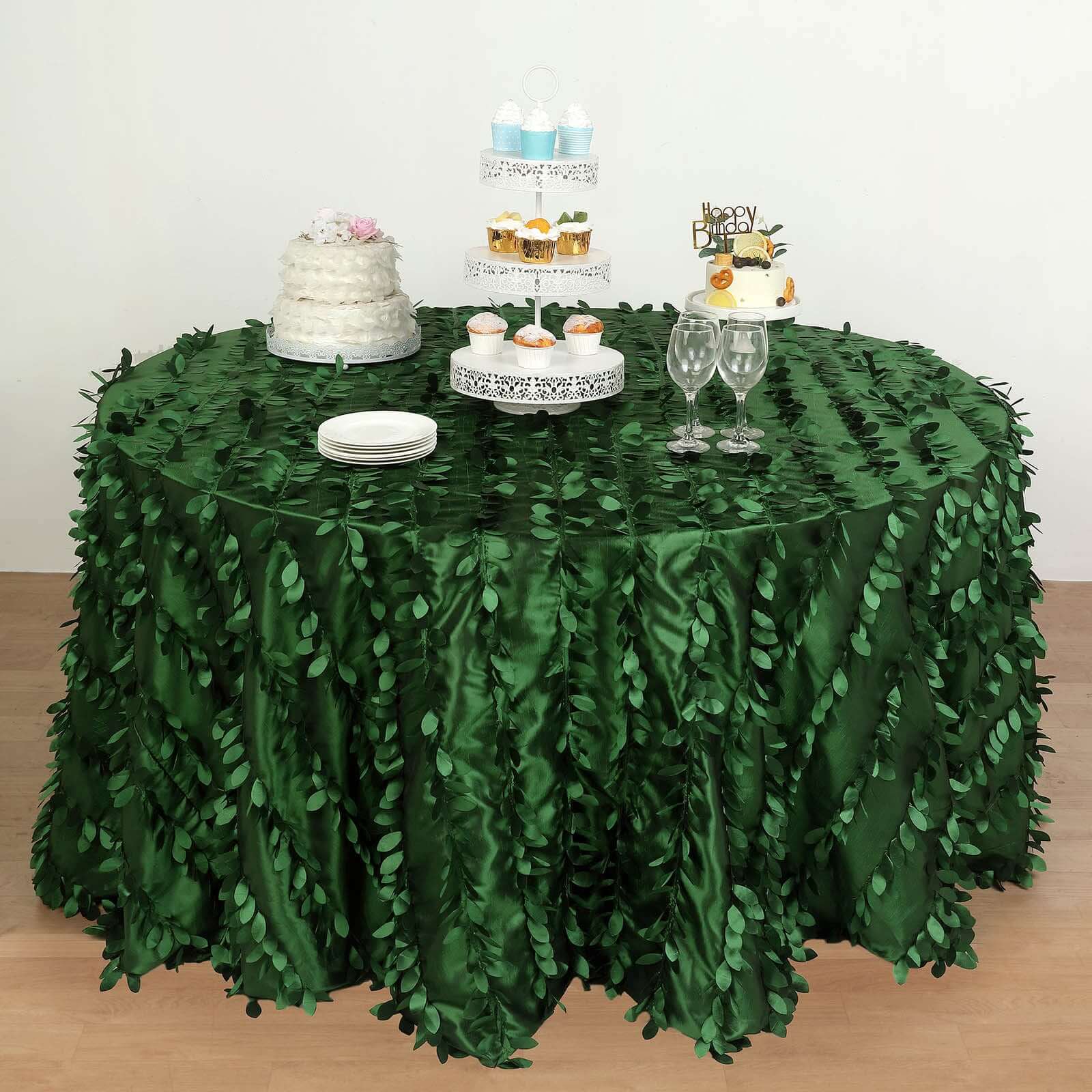 Green 132' Taffeta Round Tablecloth with 3D Leaf Petal Design - Perfect for Events!