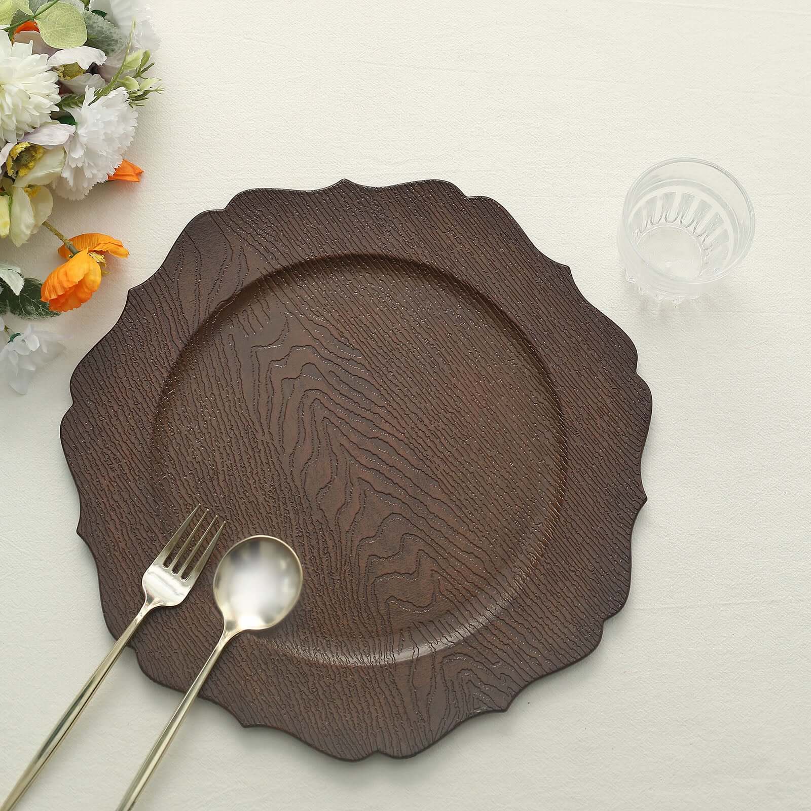 Hot Sale! 6-Pack 13-inch Rustic Brown Acrylic Charger Plates with Wood Grain Scalloped Rim for Dinner Parties