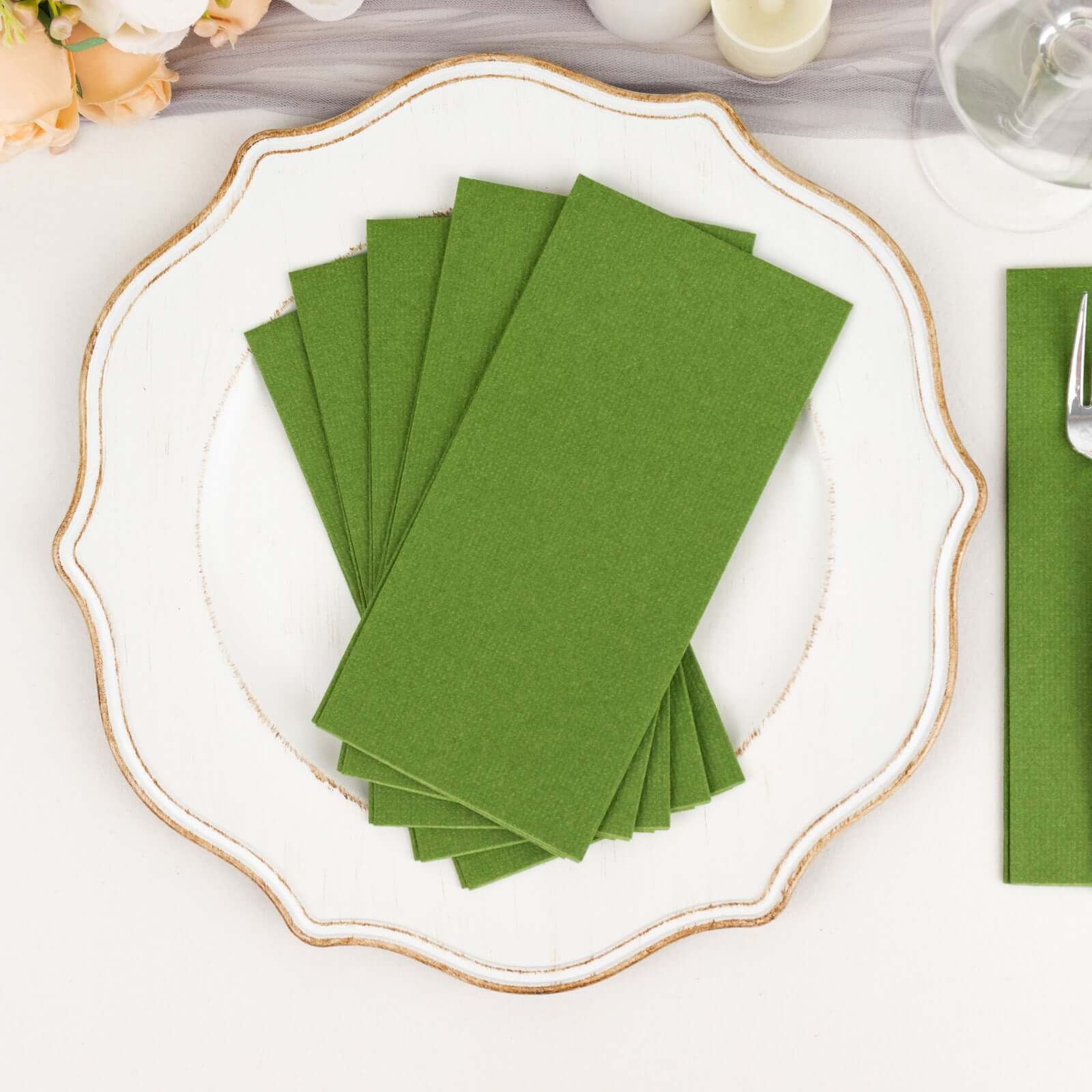 20-Pack Disposable Olive Green Airlaid Guest Towels - Linen-Like, Highly Absorbent Napkins