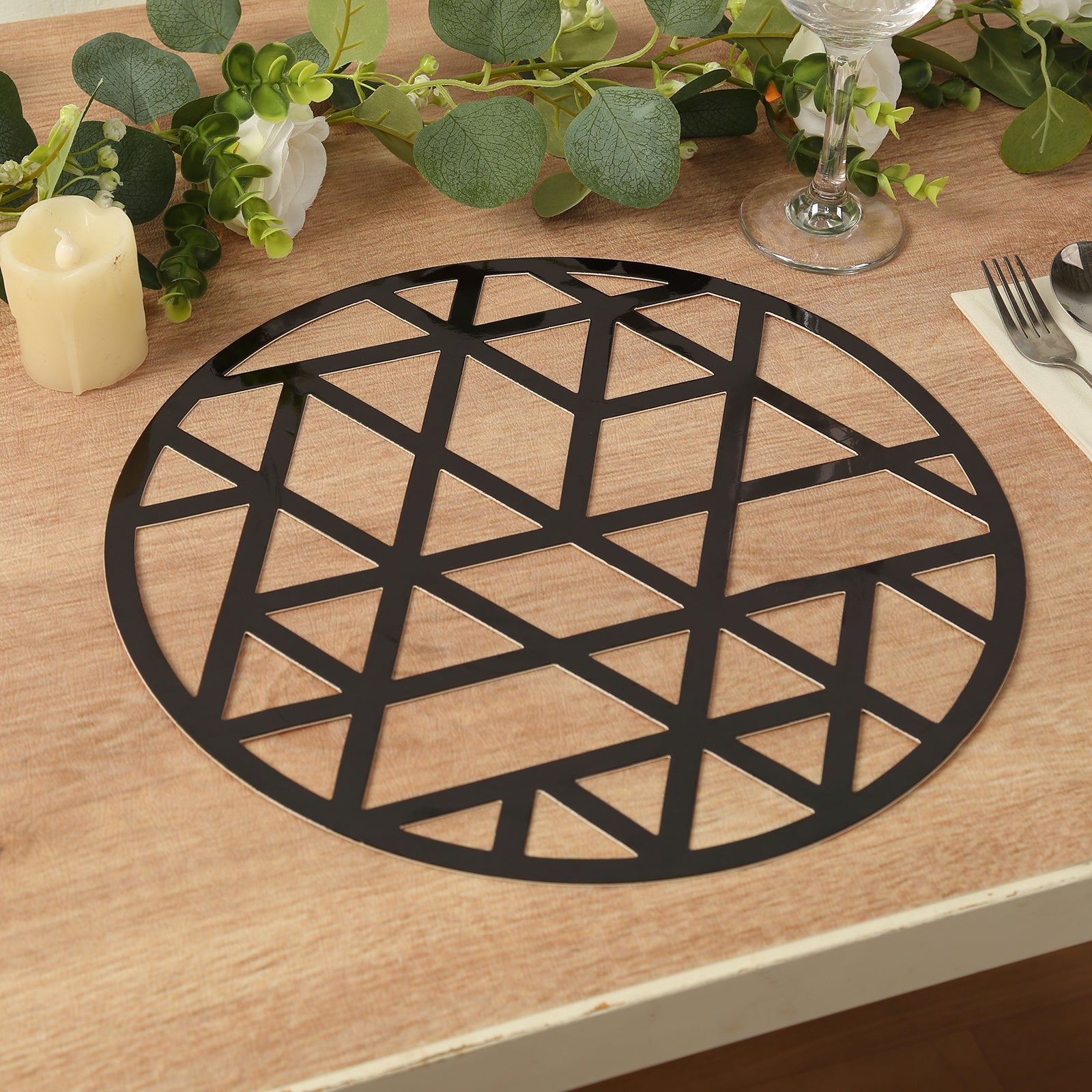 Hot Sale! 6-Pack Disposable Black Cardboard Table Placemats with Laser-Cut Geometric Triangles, 13 Inches