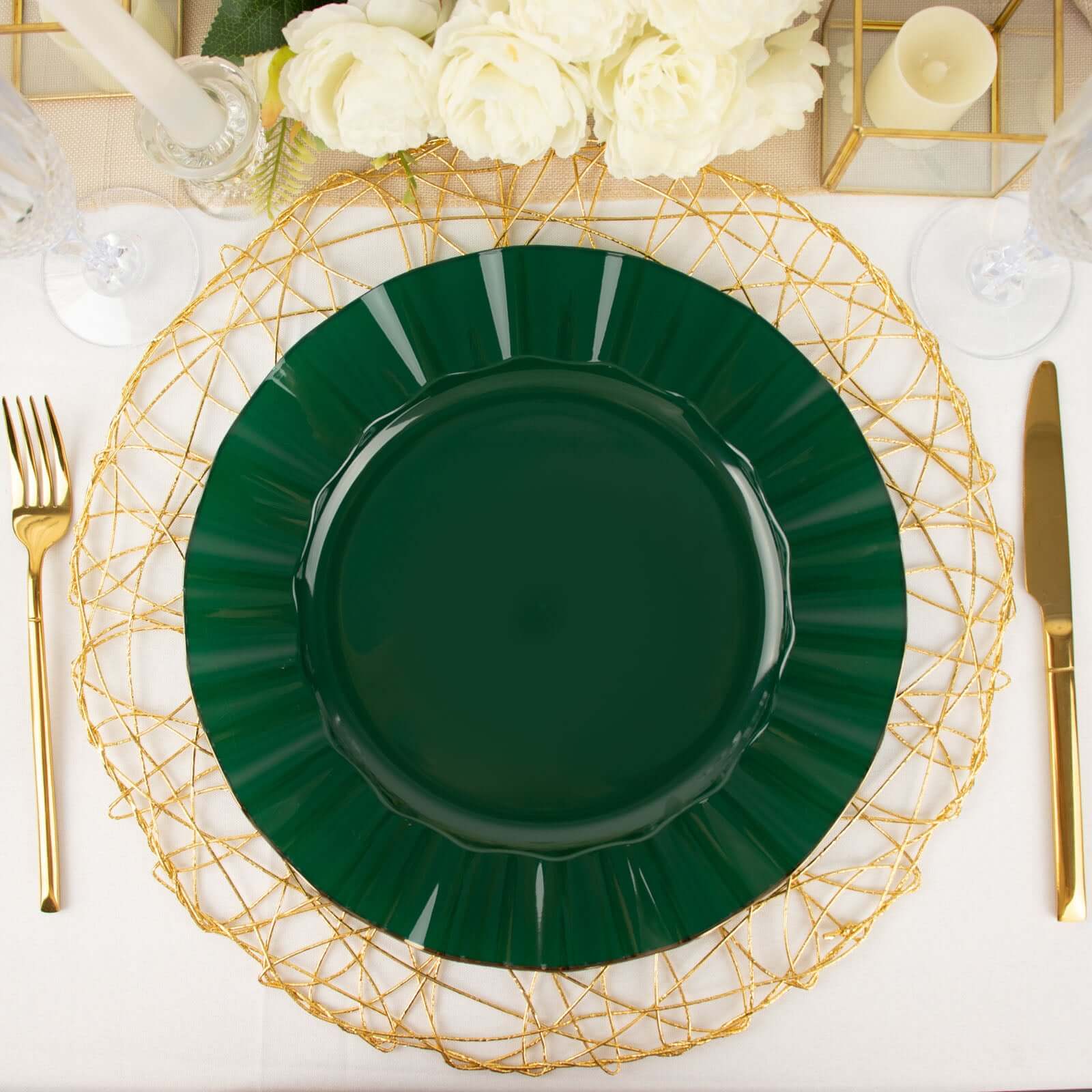 10-Piece Set of Sturdy Disposable 11-Inch Round Dinner Plates in Hunter Emerald Green with Ruffled Gold Edges